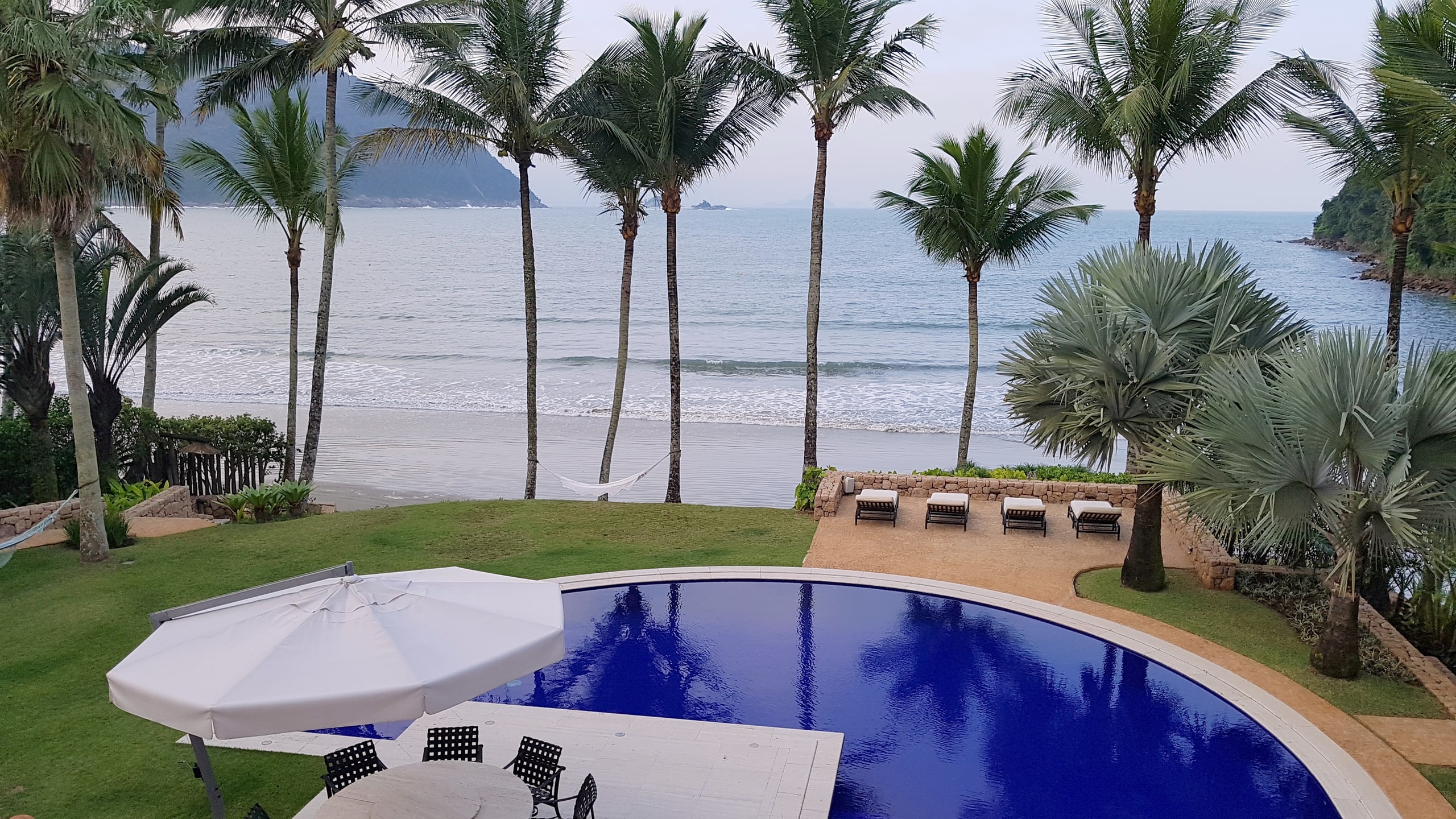 Casa Pé na Areia Condominio Iporanga Venda