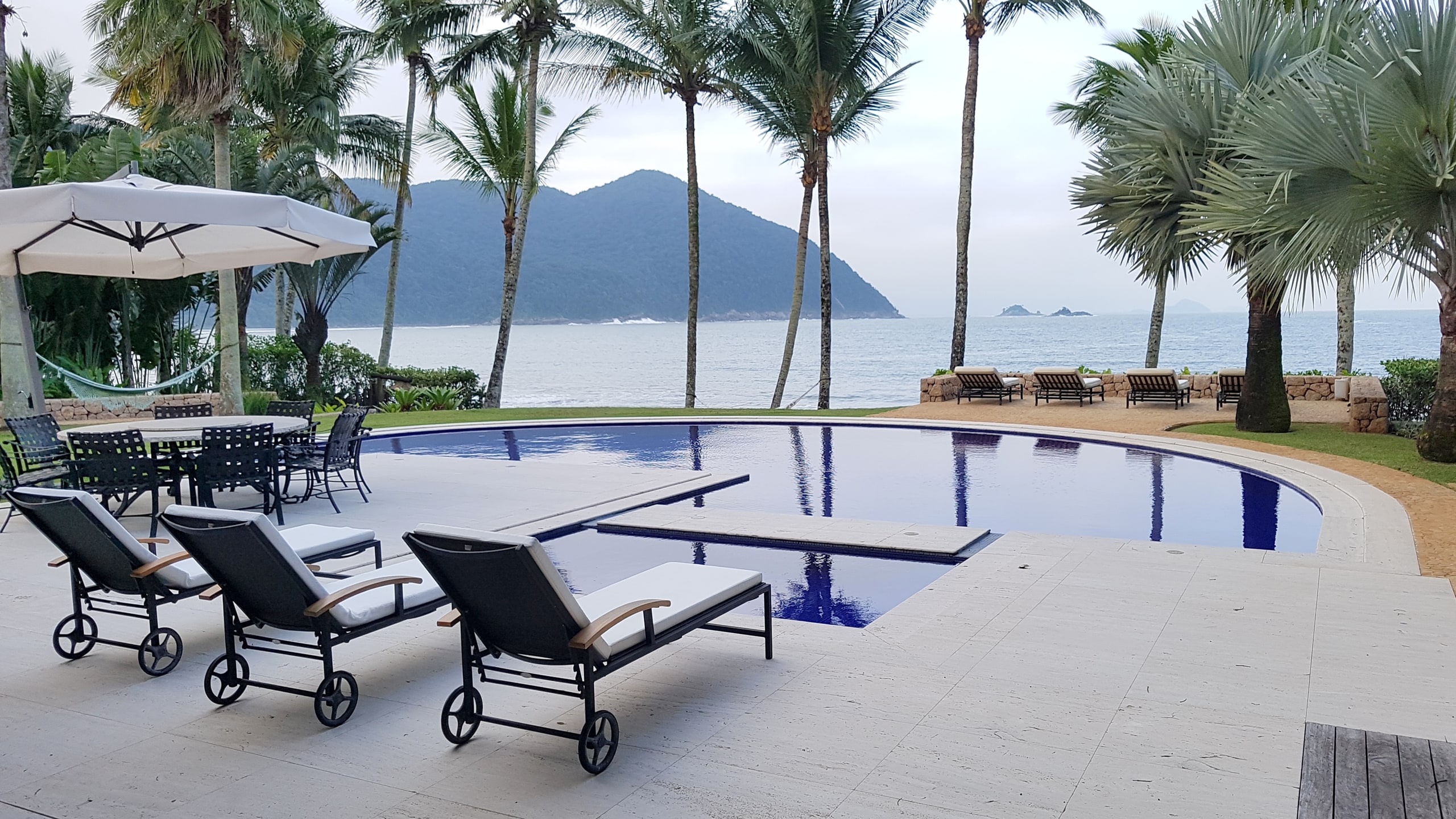 Casa Pé na Areia Condominio Iporanga Venda