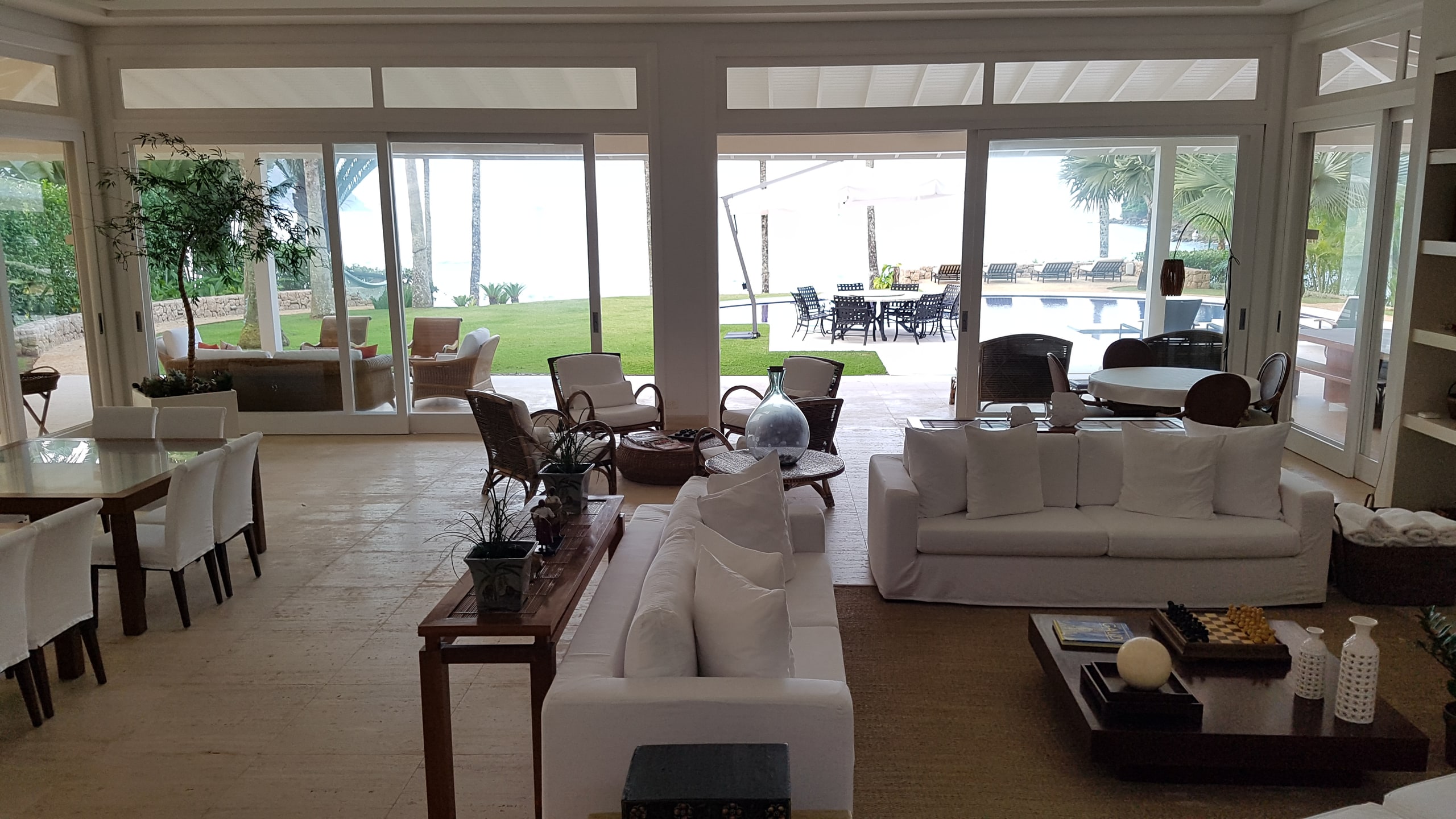 Casa Pé na Areia Condominio Iporanga Venda