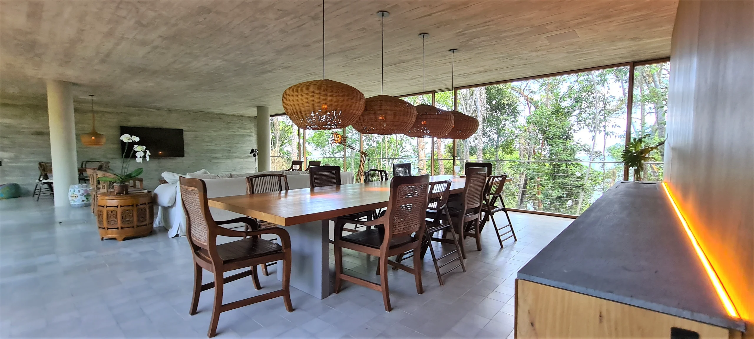 Locação Vista mar Condominio Iporanga Guarujá
