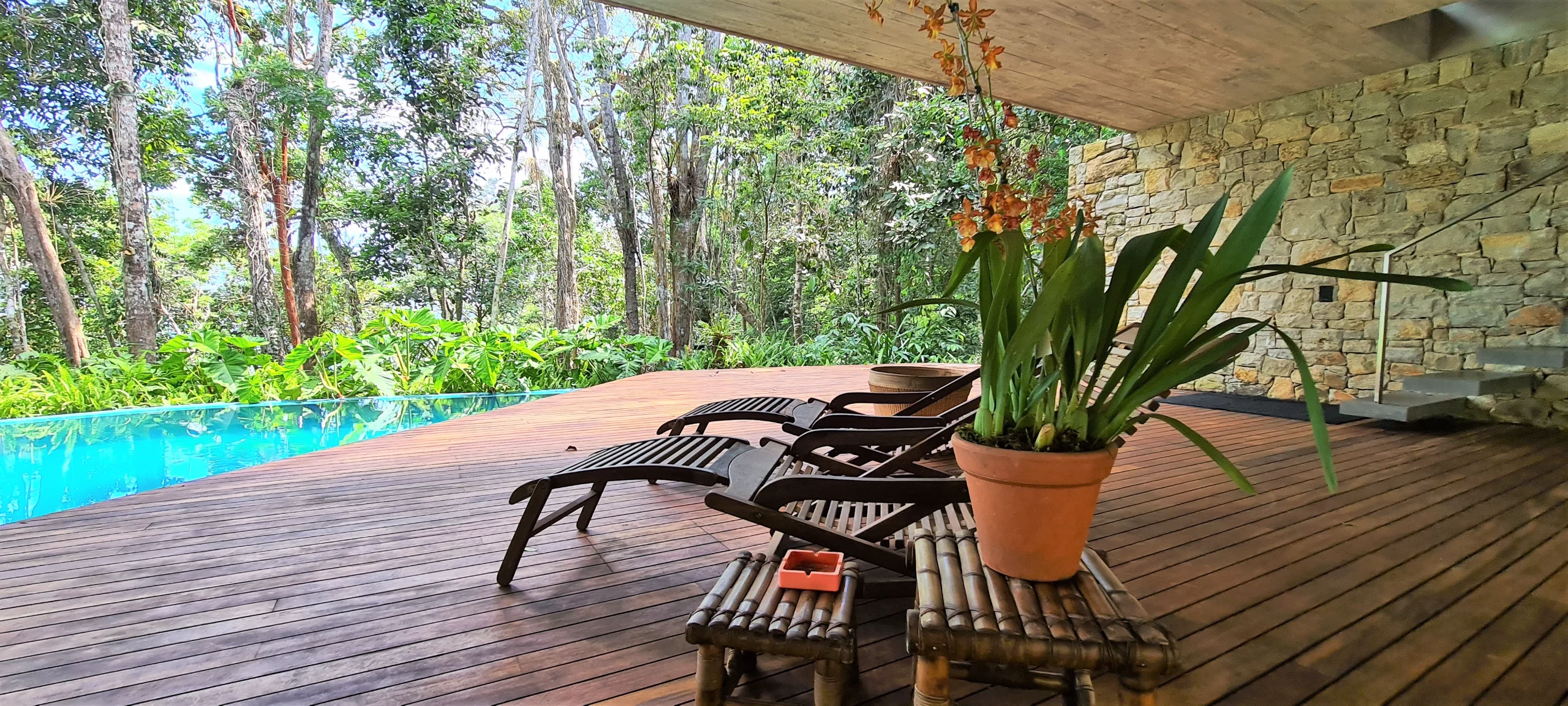 Locação Vista mar Condominio Iporanga Guarujá