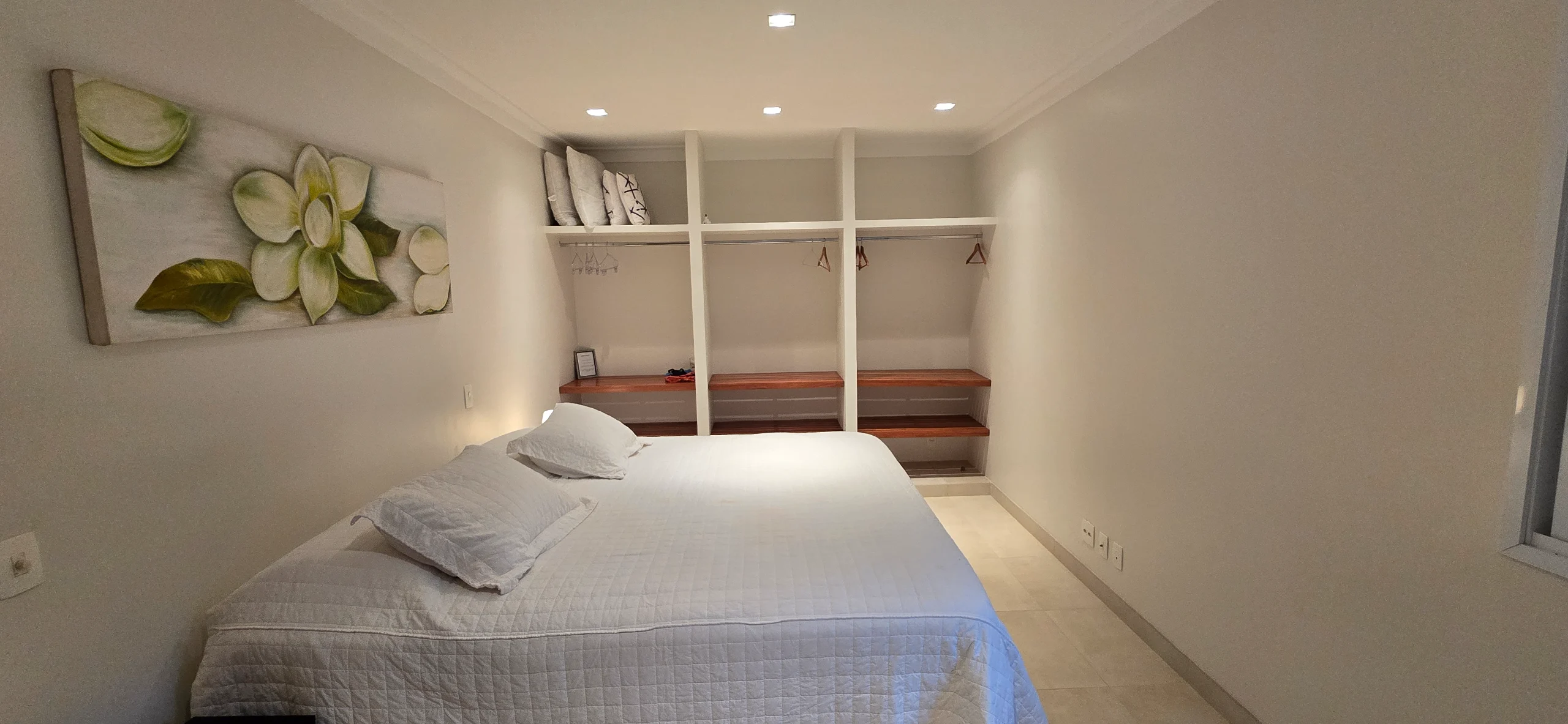 Casa a Venda Praia de Iporanga e Aluguel Temporada Condominio Iporanga Guarujá