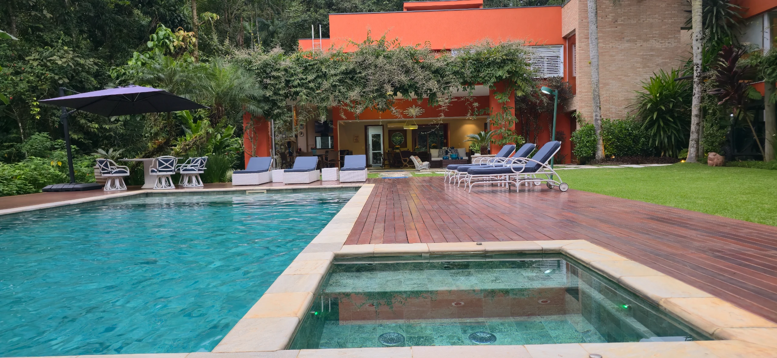 Casa a Venda Praia de Iporanga e Aluguel Temporada Condominio Iporanga Guarujá