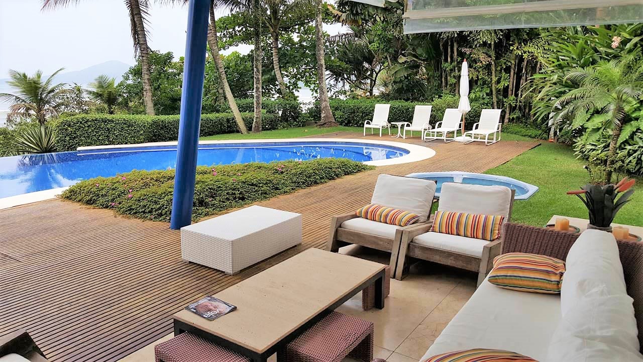 Imóveis Pé na Areia Condominio Iporanga Guarujá
