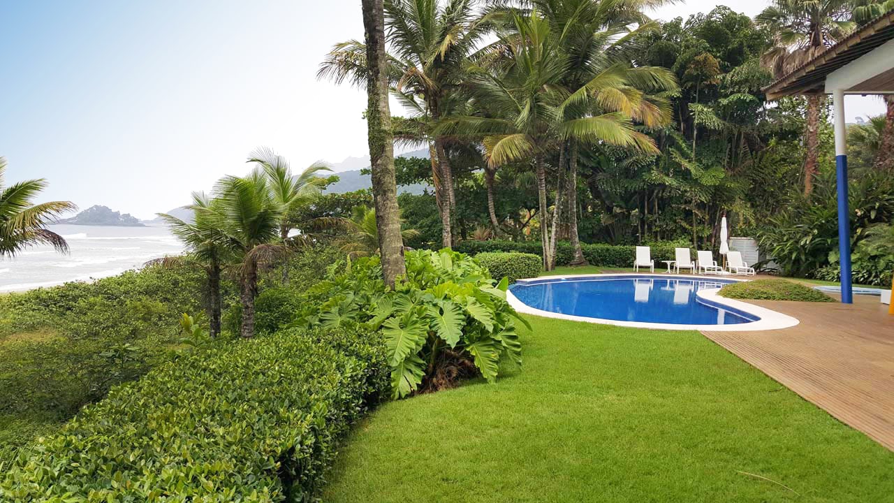 Imóveis Pé na Areia Condominio Iporanga Guarujá