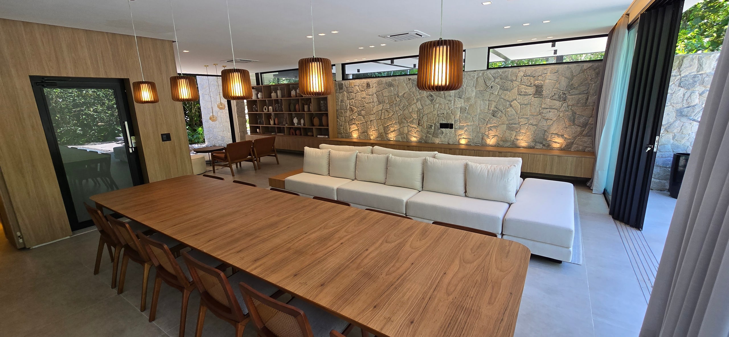 Casa Nova a Venda Condominio Iporanga Praia de iporanga Guarujá