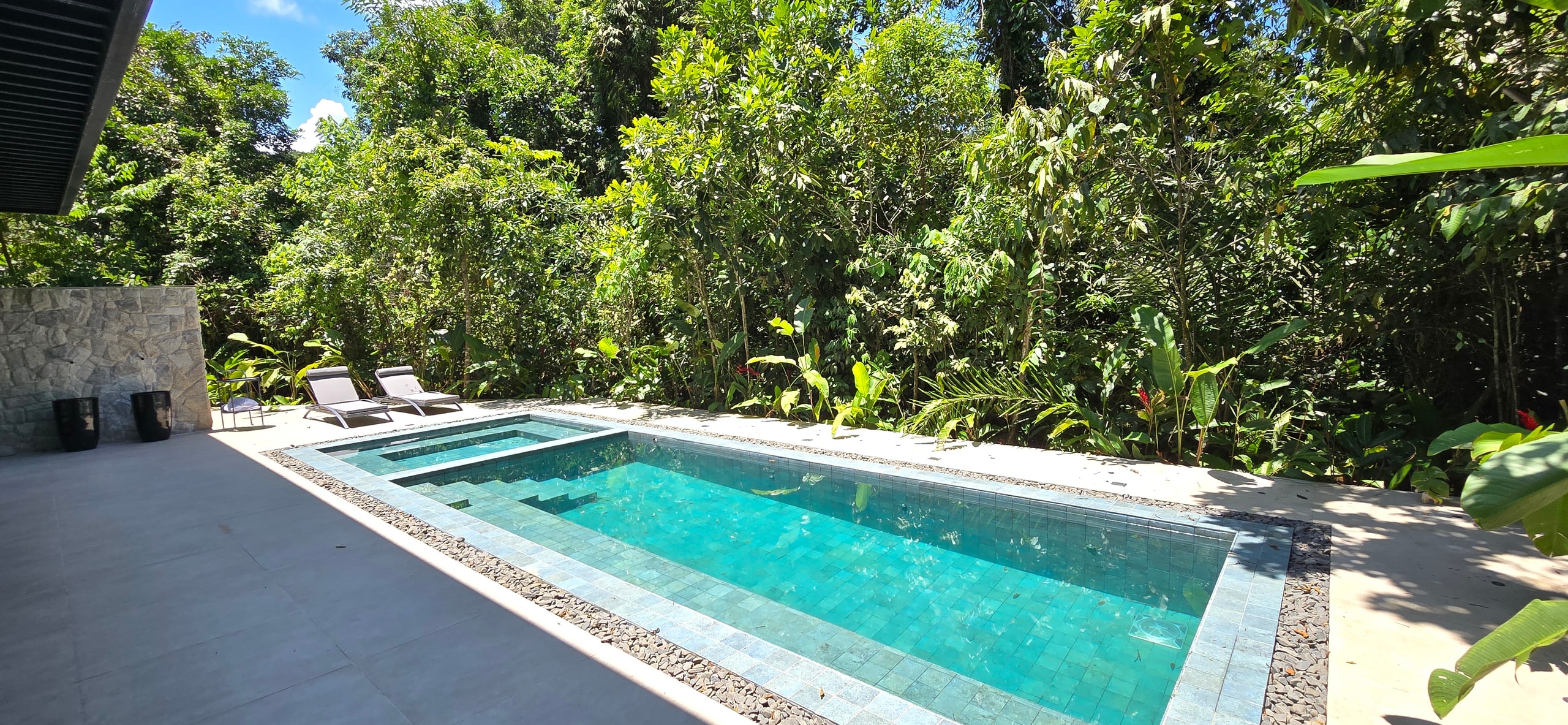 Casa Nova a Venda Condominio Iporanga Praia de iporanga Guarujá