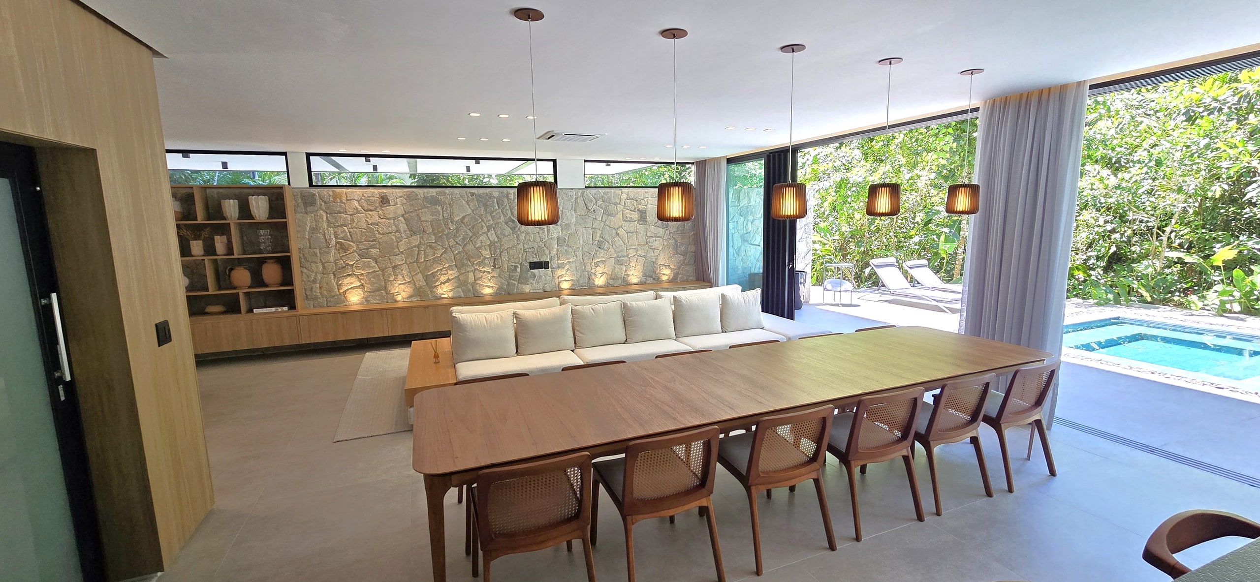 Casa Nova a Venda Condominio Iporanga Praia de iporanga Guarujá