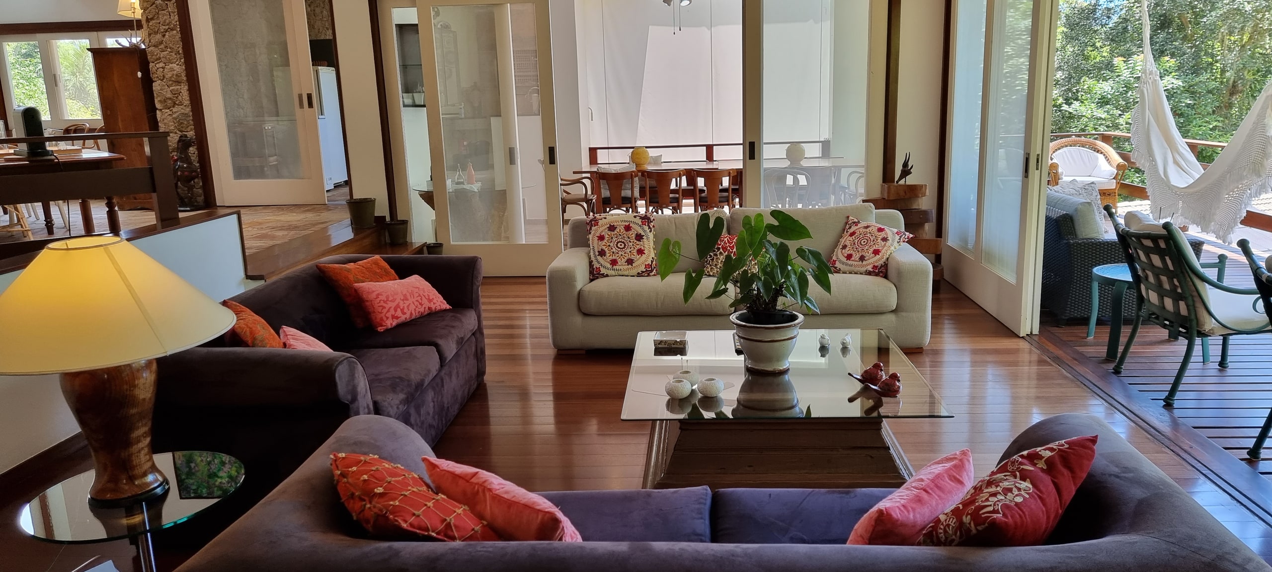 Imoveis Venda meio Mato do Condominio São Pedro Guaruja
