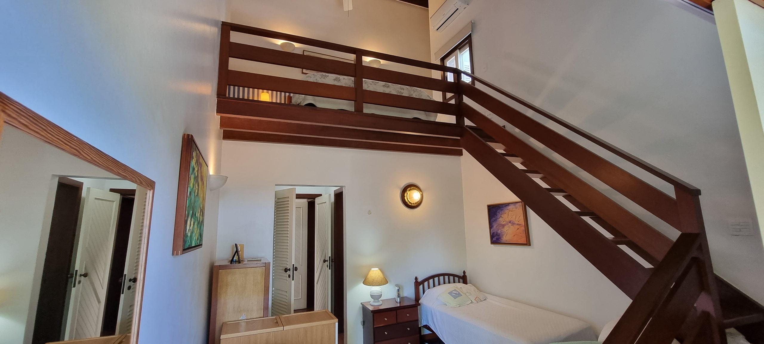 Imoveis Venda meio Mato do Condominio São Pedro Guaruja