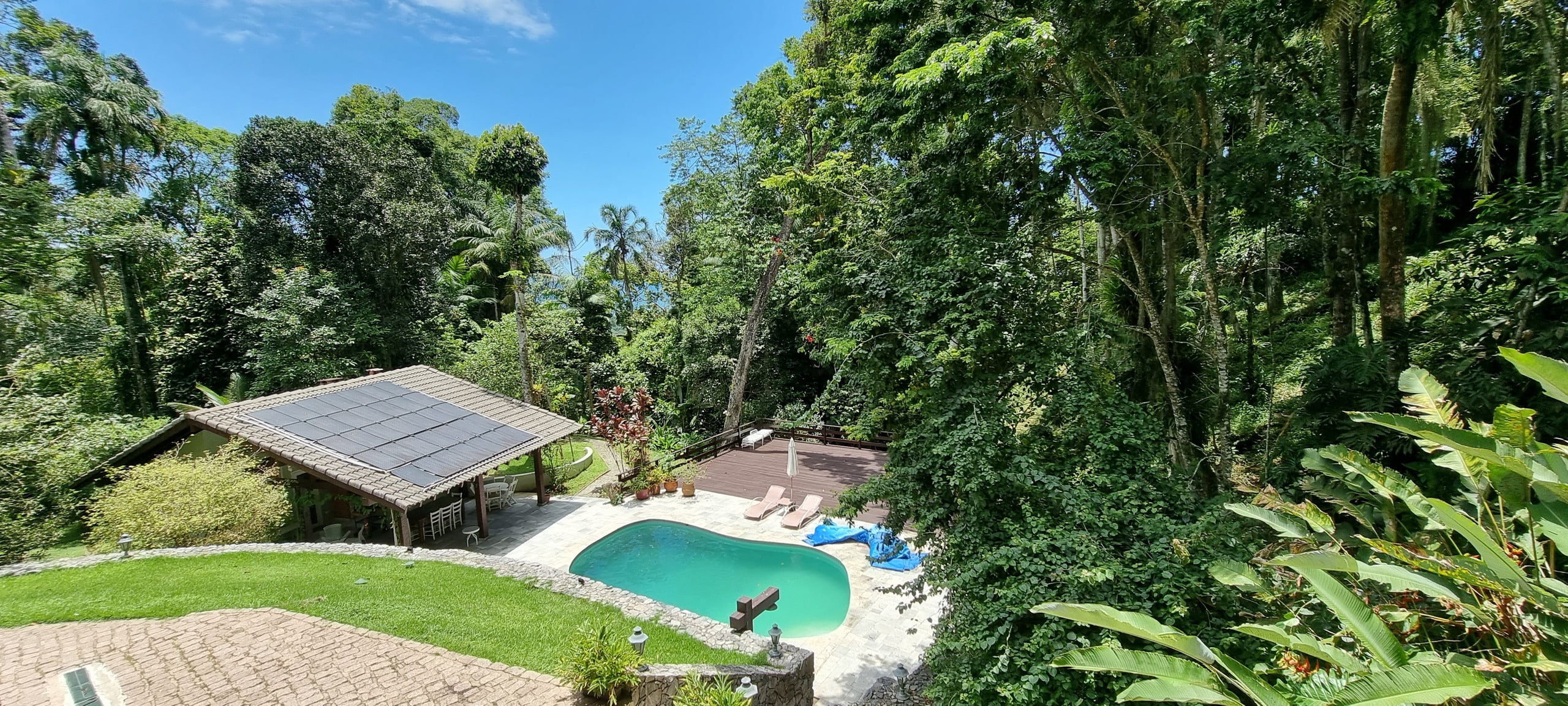 Casa no Condomínio São Pedro Guarujá — Villa 146