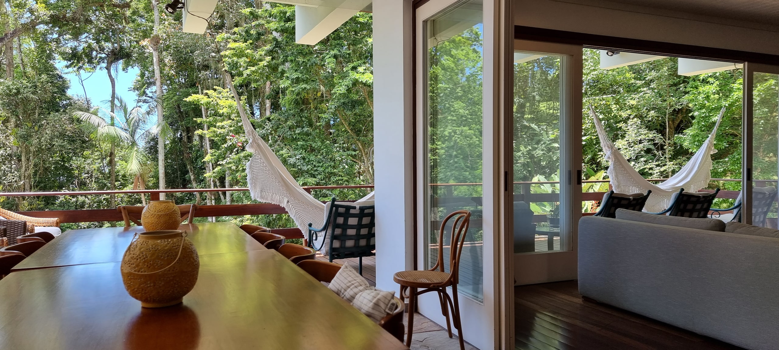 Imoveis Venda meio Mato do Condominio São Pedro Guaruja