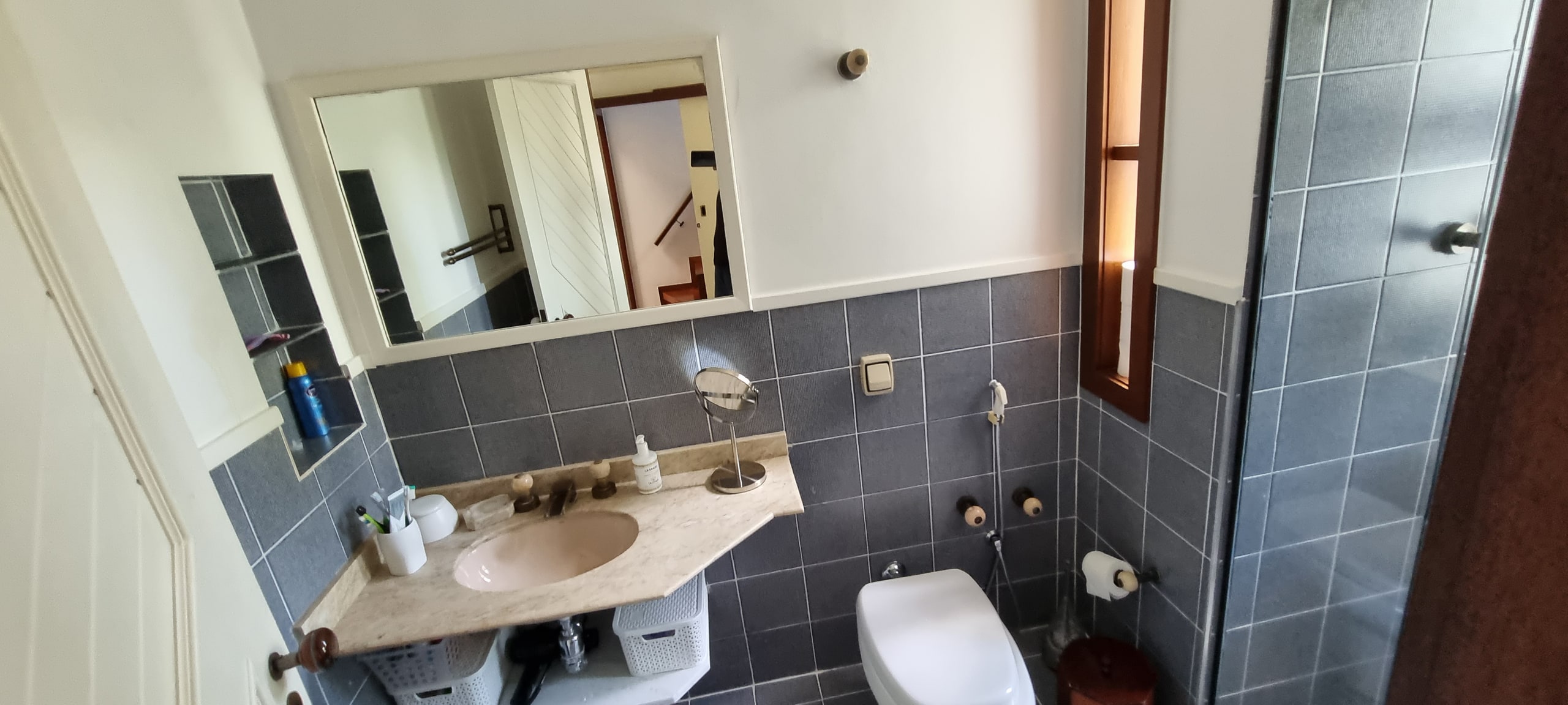 Imoveis Venda meio Mato do Condominio São Pedro Guaruja