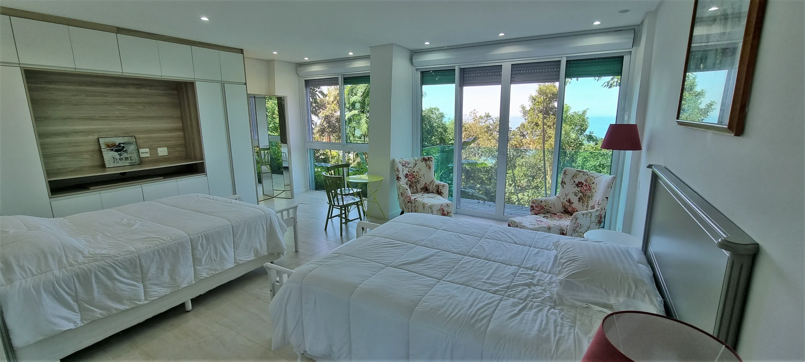 Casa no Condomínio Tijucopava Guarujá — Villa 208