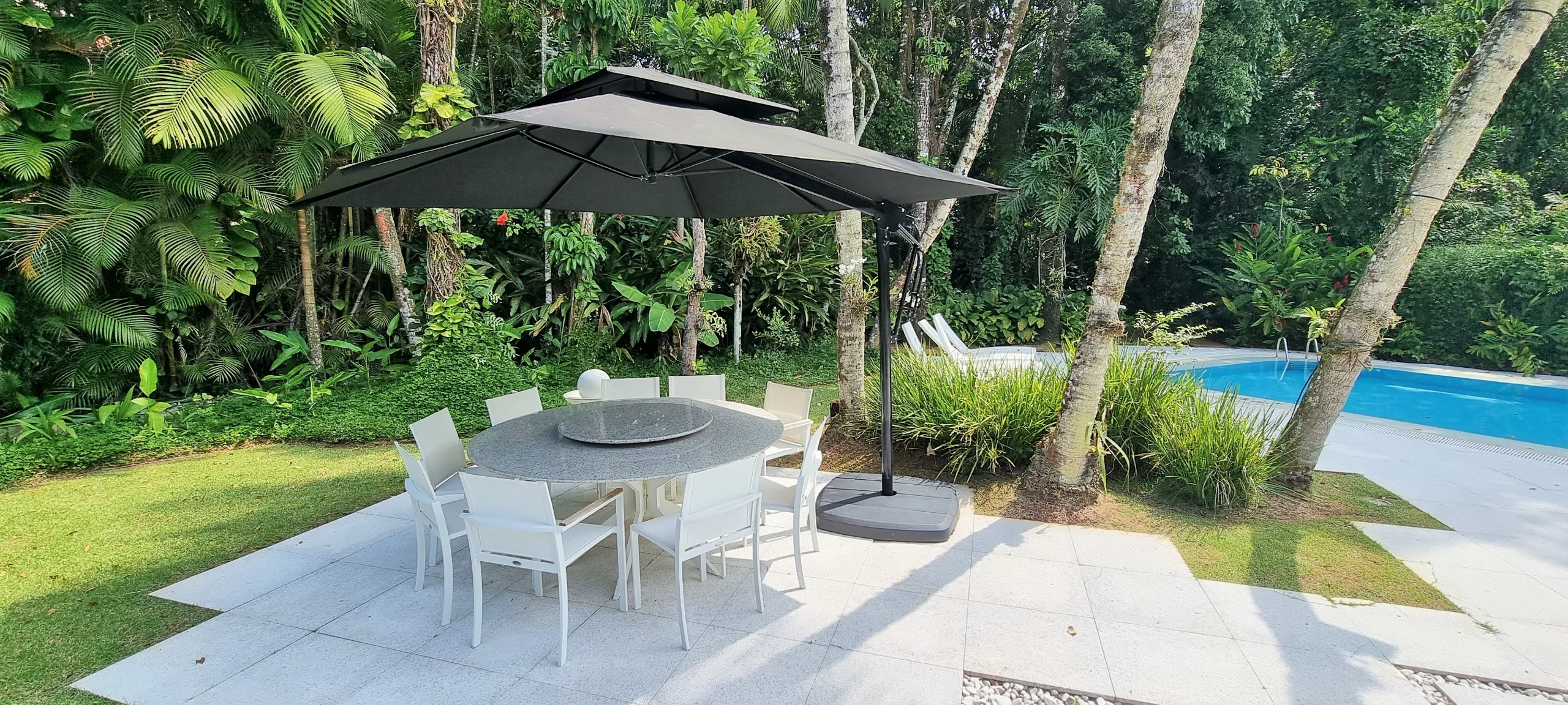 Locação Temporada no Condominio Iporanga Guarujá