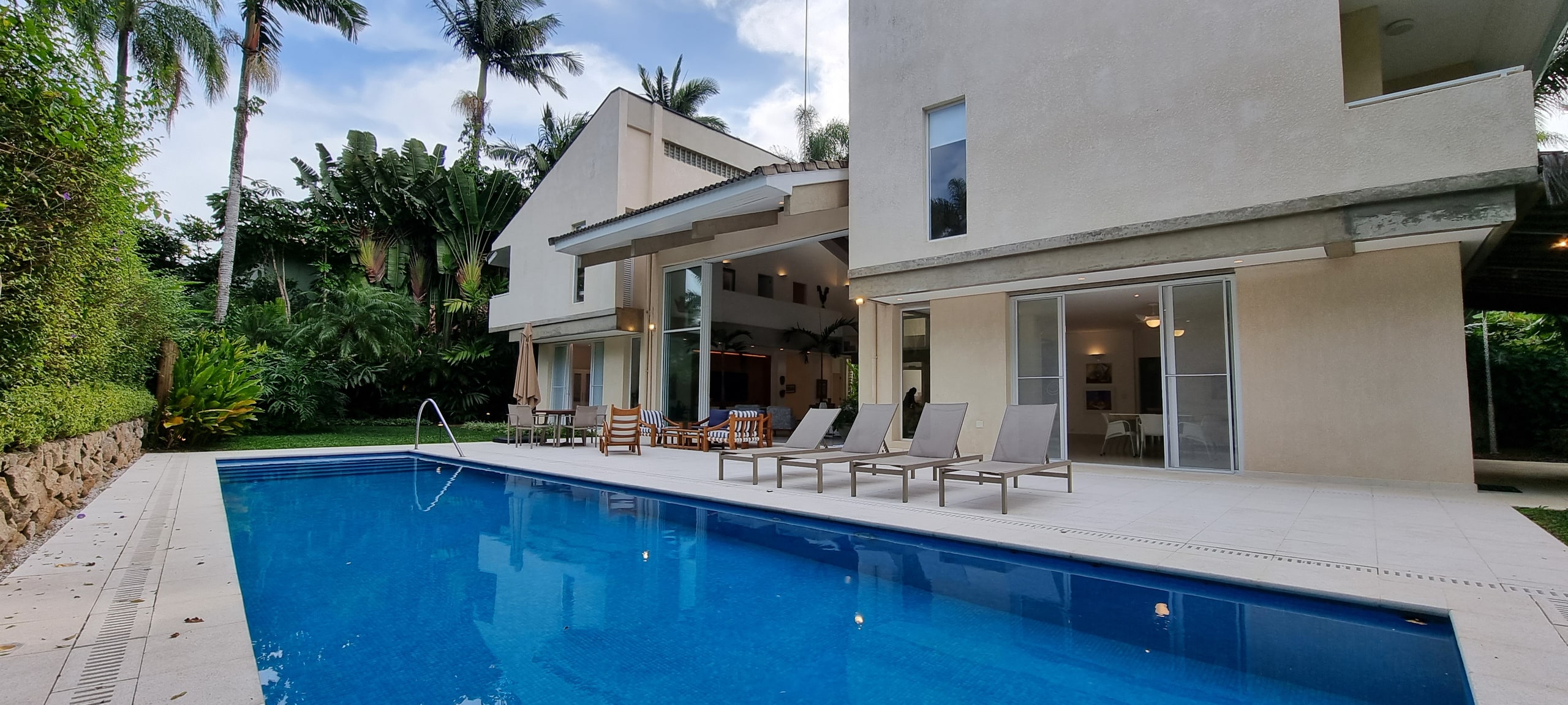 Casa no Condominio Iporanga a Venda