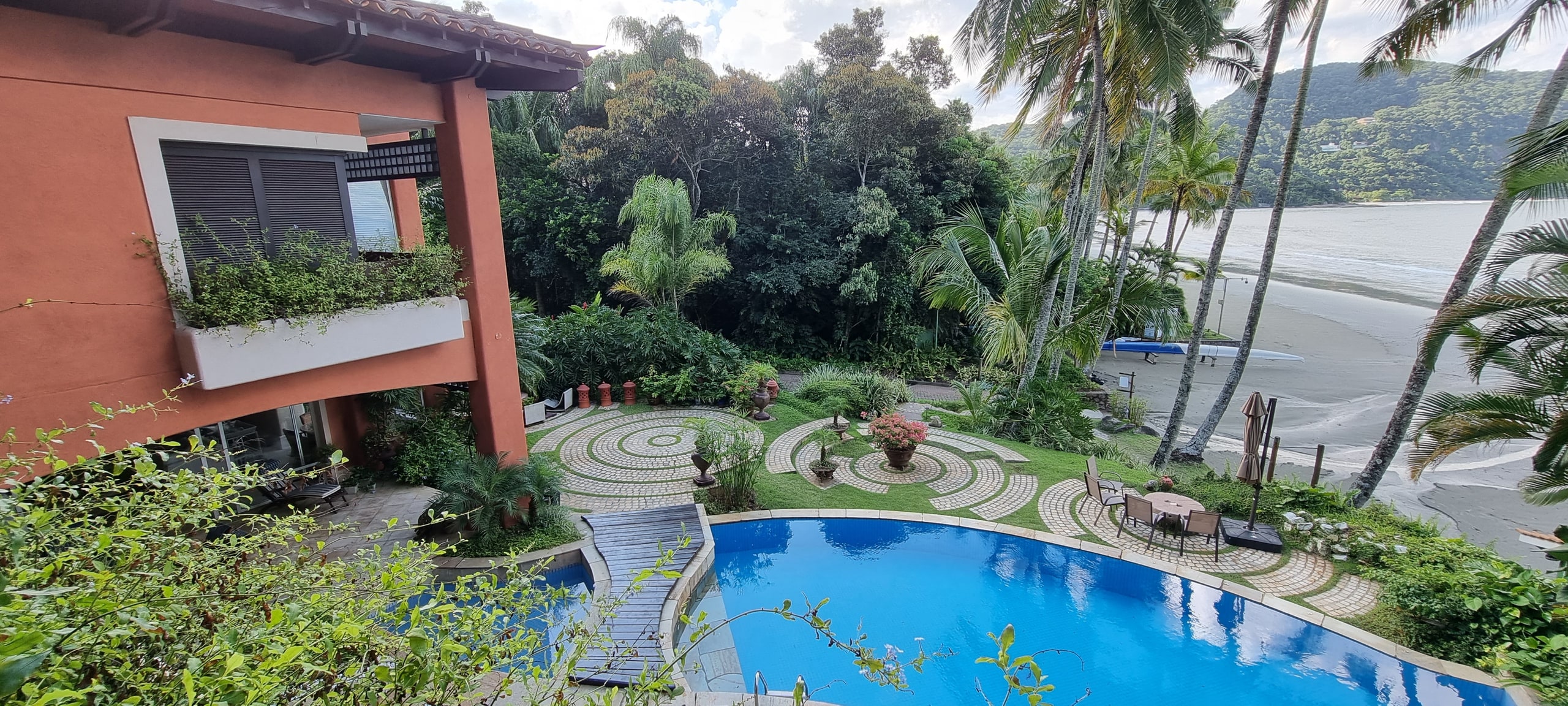 Casas Locaão Pé na Areia Condominio Iporanga