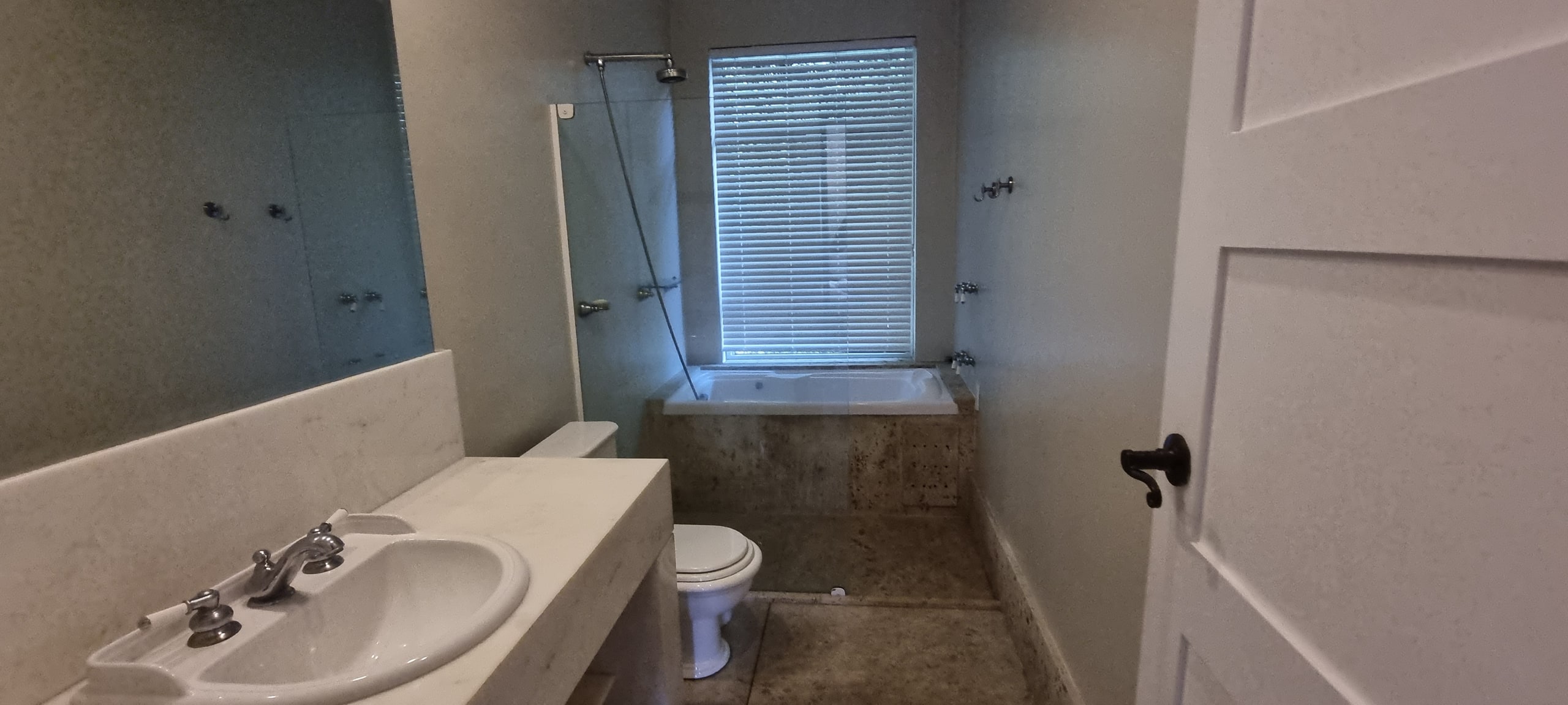 Casas Locaão Pé na Areia Condominio Iporanga