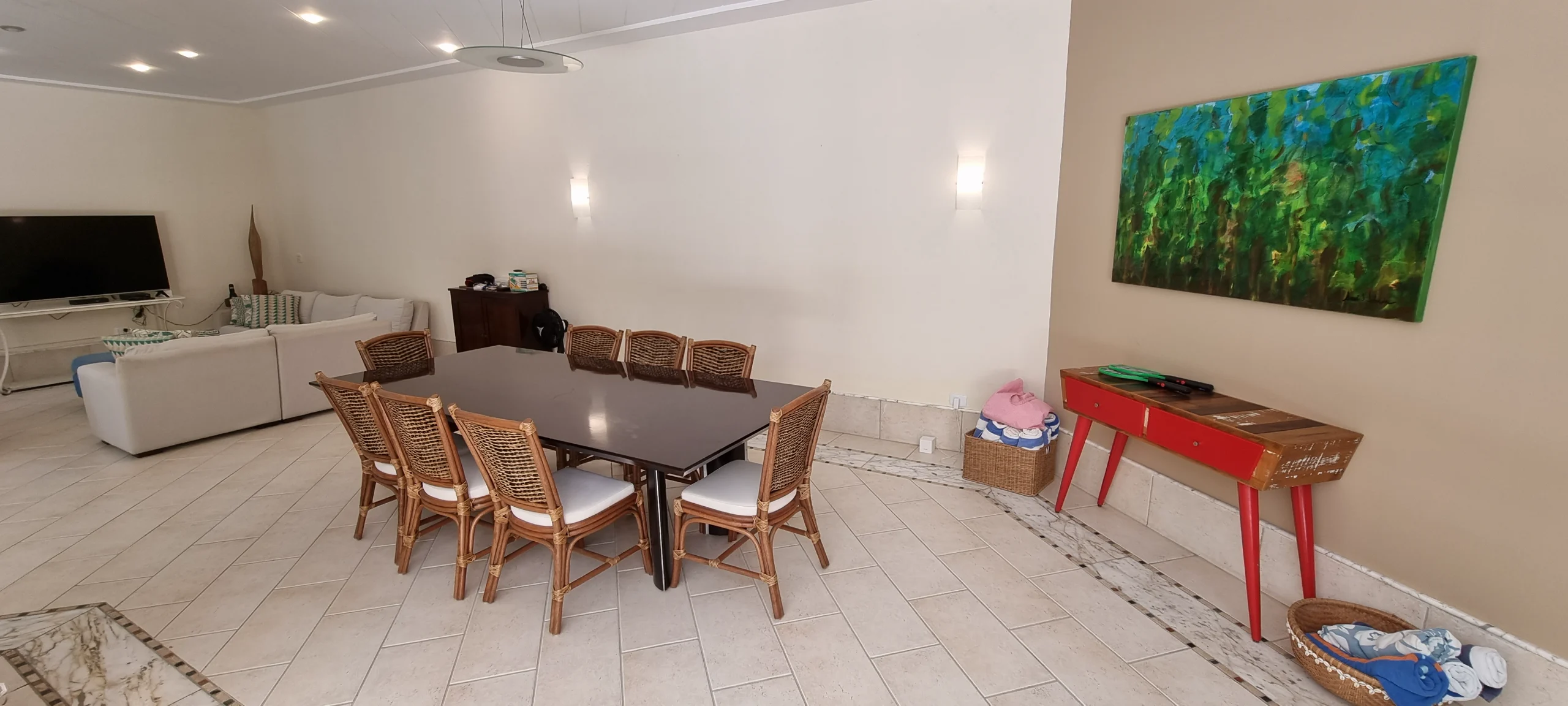 Casa Venda Perto da Praia no Condominio Iporanga Guarujá