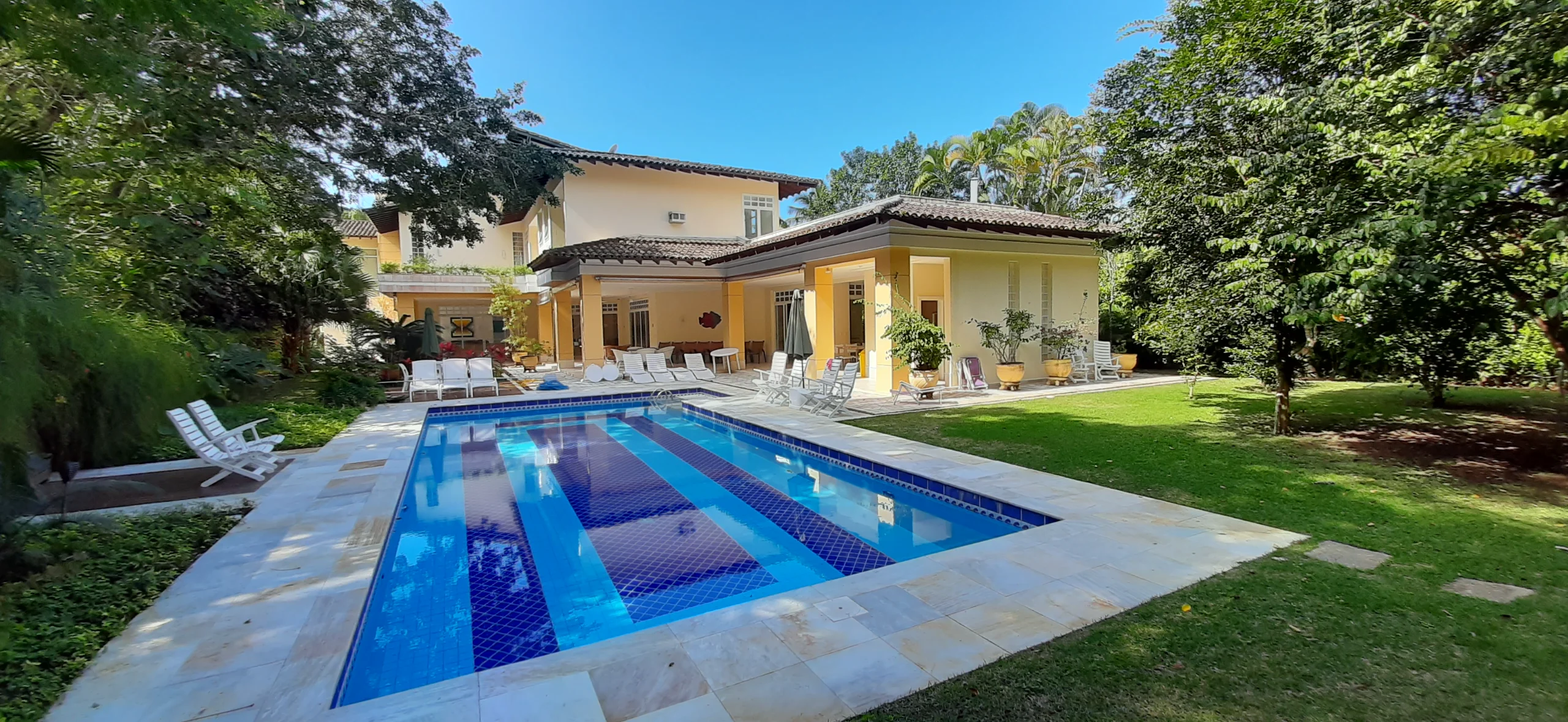 Casa no Condomínio Iporanga Guarujá — Villa 459