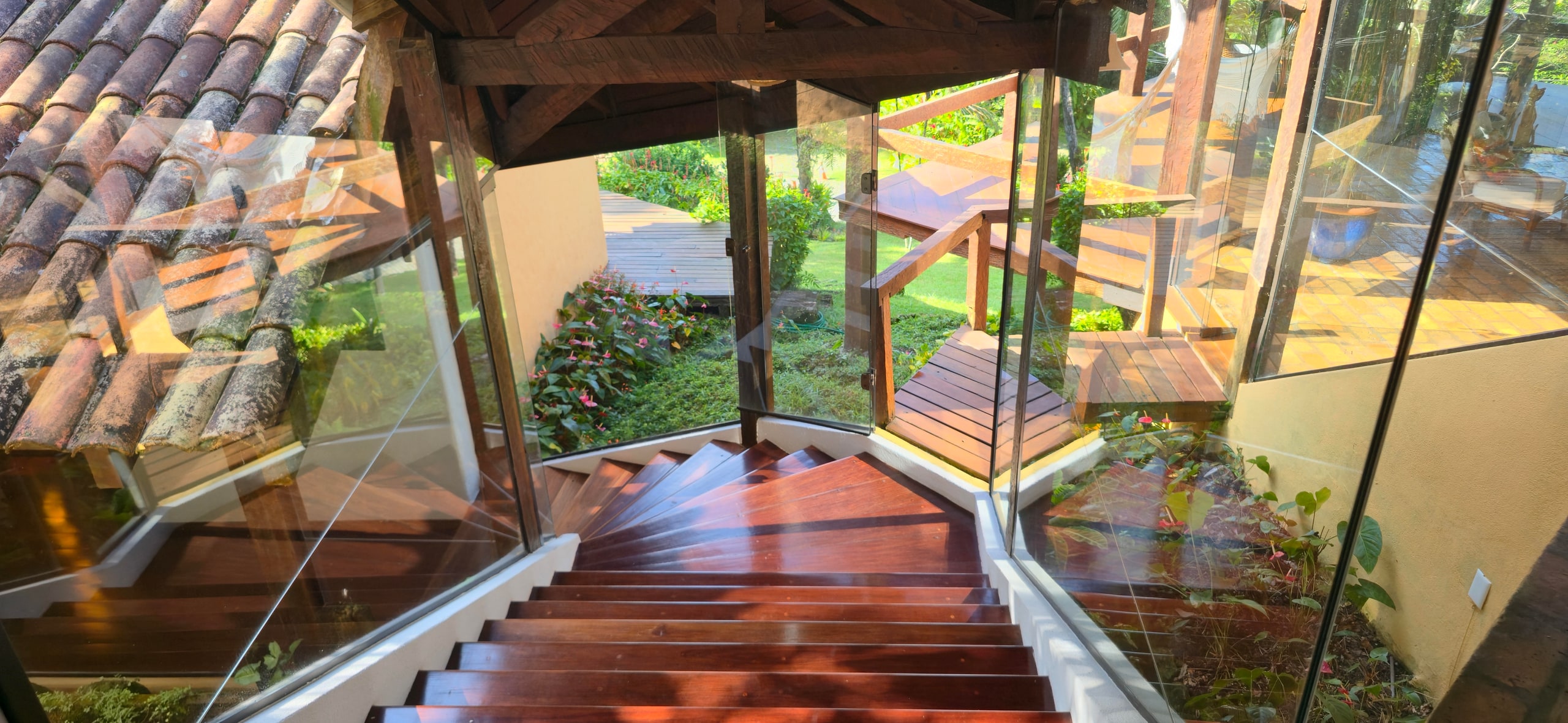 Casa em Meio a Natureza do Condominio São Pedro no Guaruja