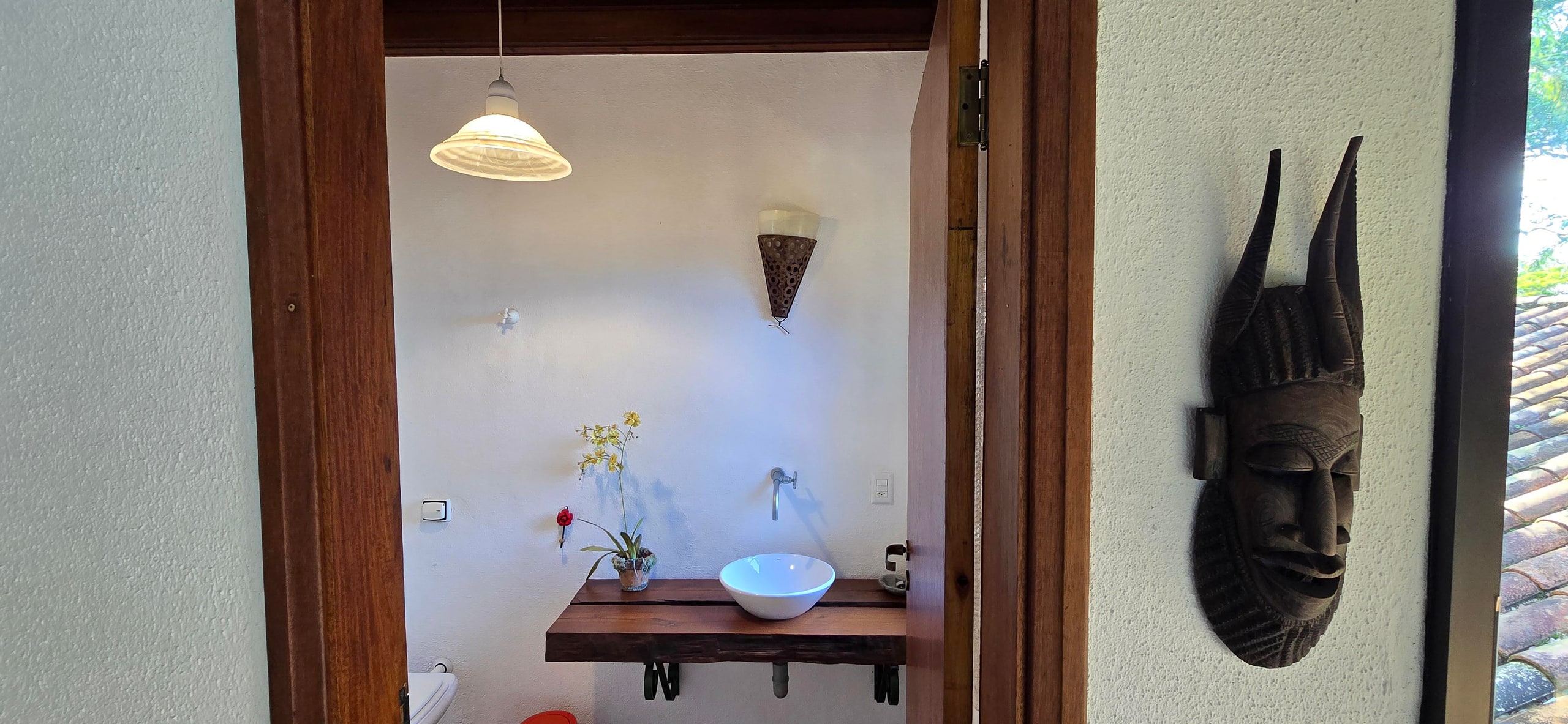 Casa em Meio a Natureza do Condominio São Pedro no Guaruja