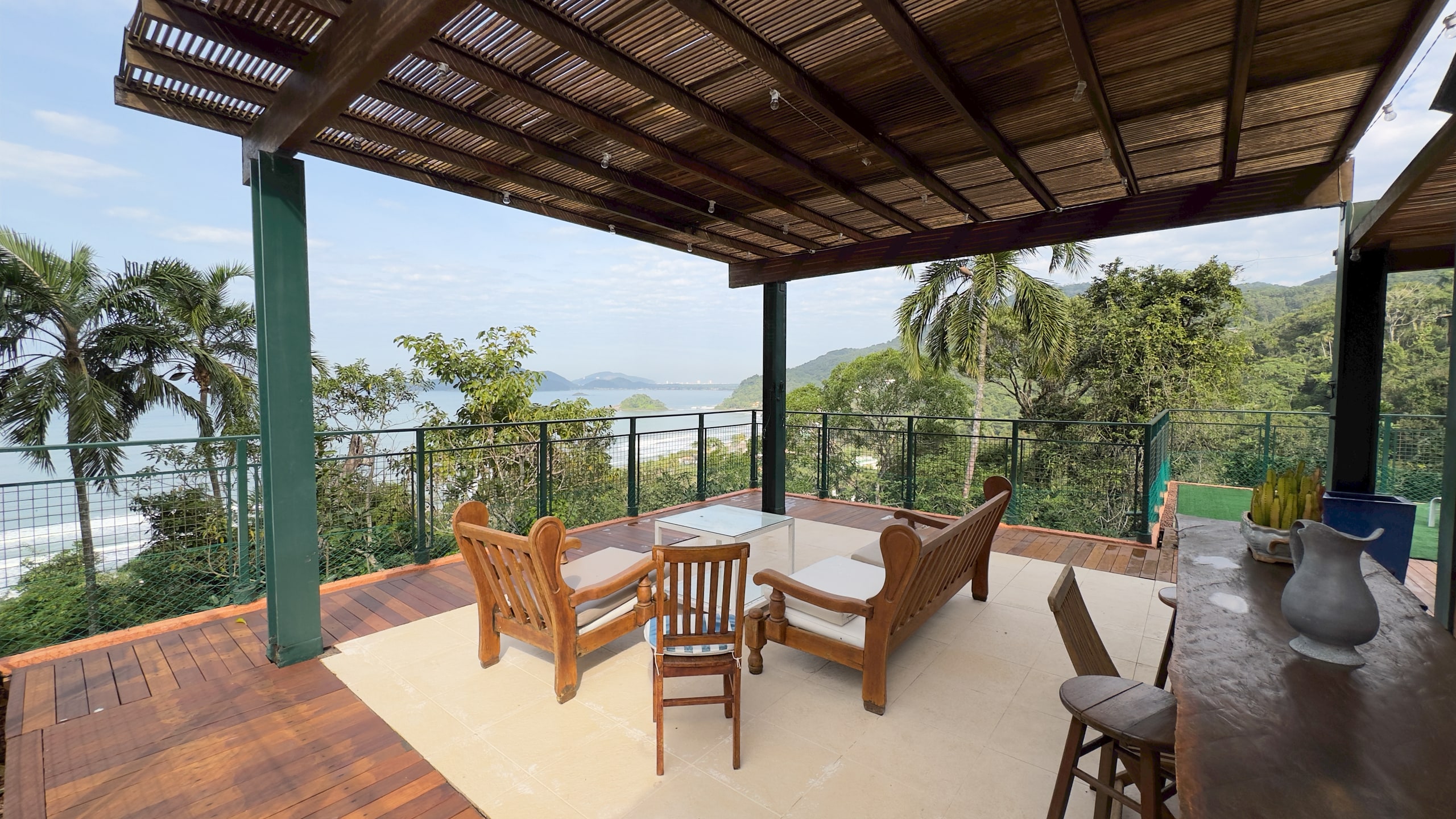 Casa no Condomínio Iporanga Guarujá — Villa 438