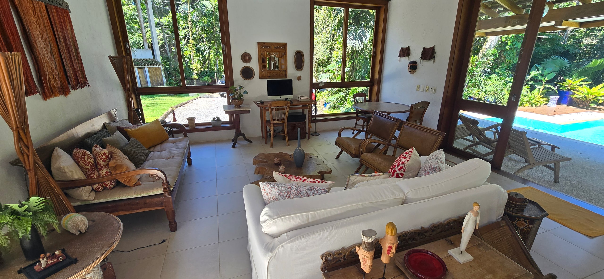 Casa Venda Condominio Iporanga com Piscina e proxima a Praia de Iporanga Guaruja