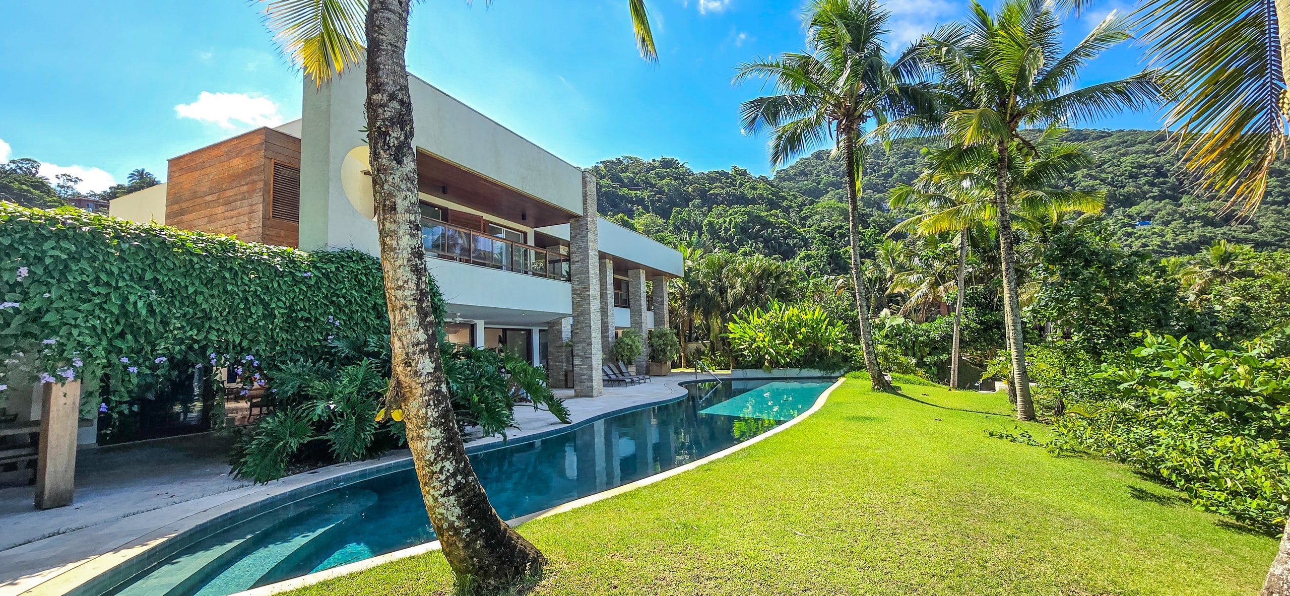 Casa Pé na Areia Aluguel no Condominio Taguaiba Guarujá