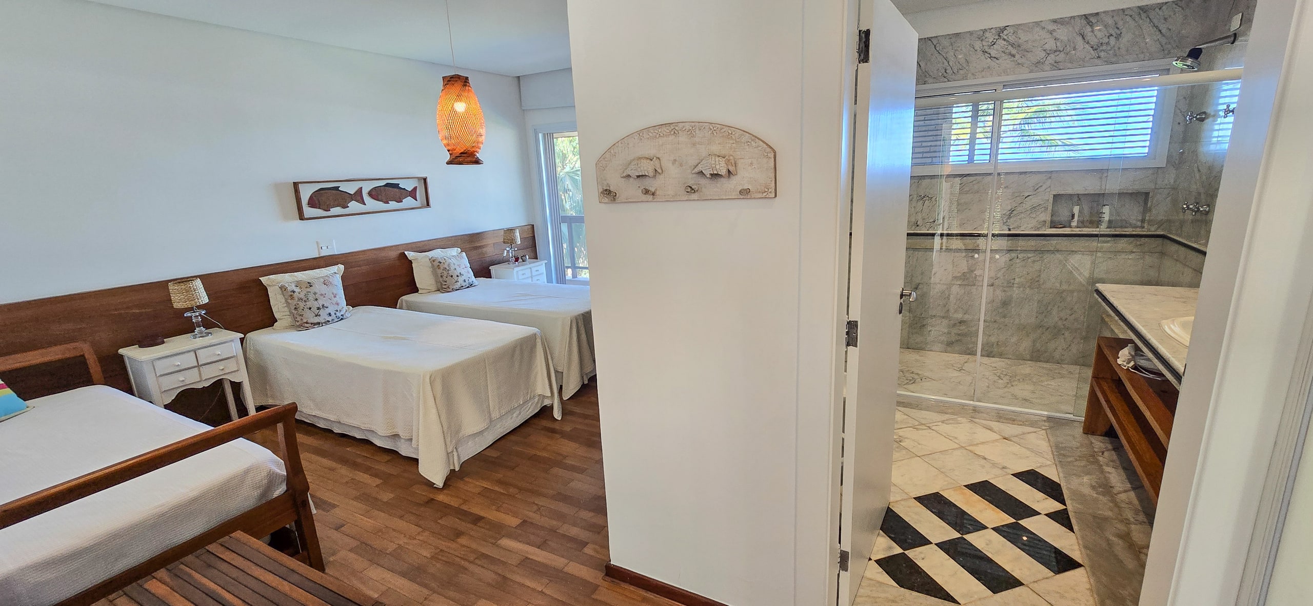 Casa Pé na Areia Aluguel no Condominio Taguaiba Guarujá