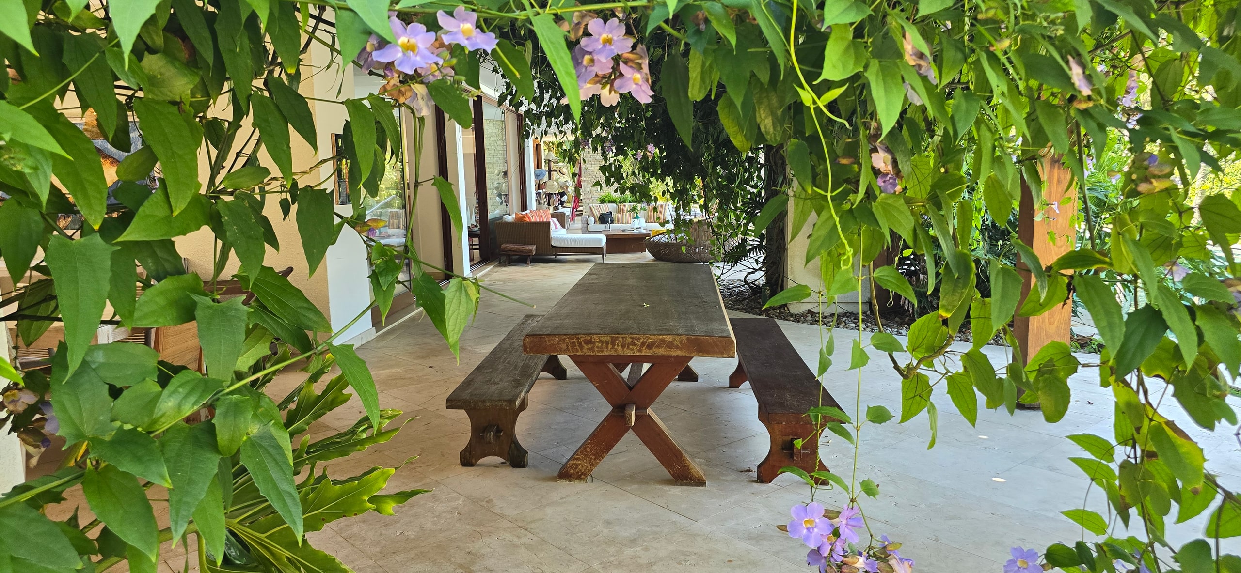 Casa Pé na Areia Aluguel no Condominio Taguaiba Guarujá
