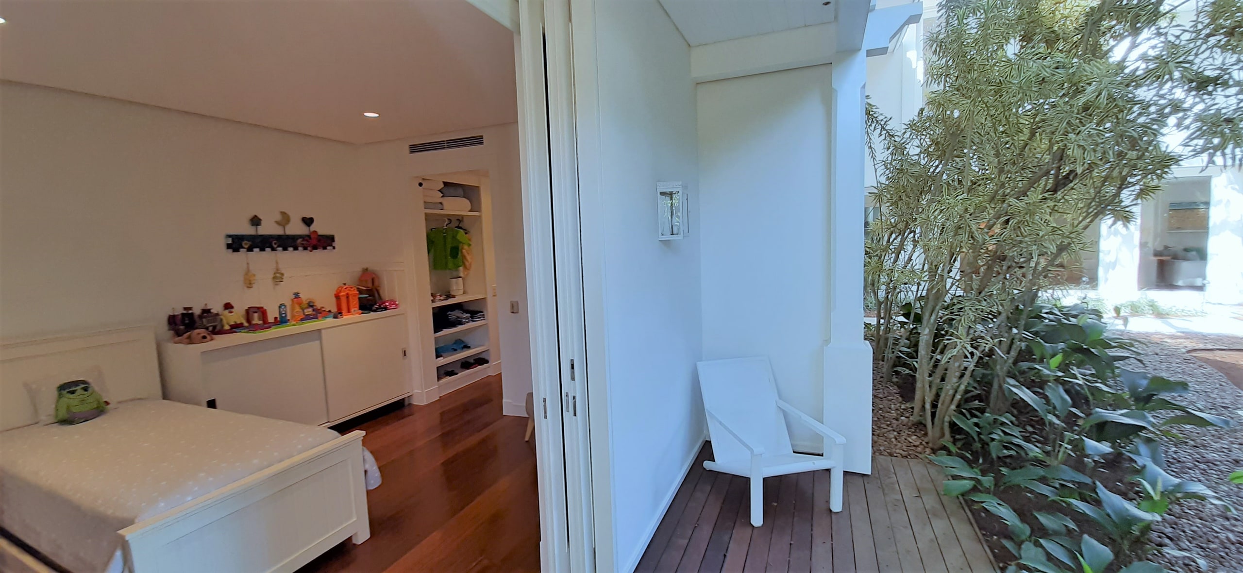 Casa a venda Condominio Iporanga no Guarujá