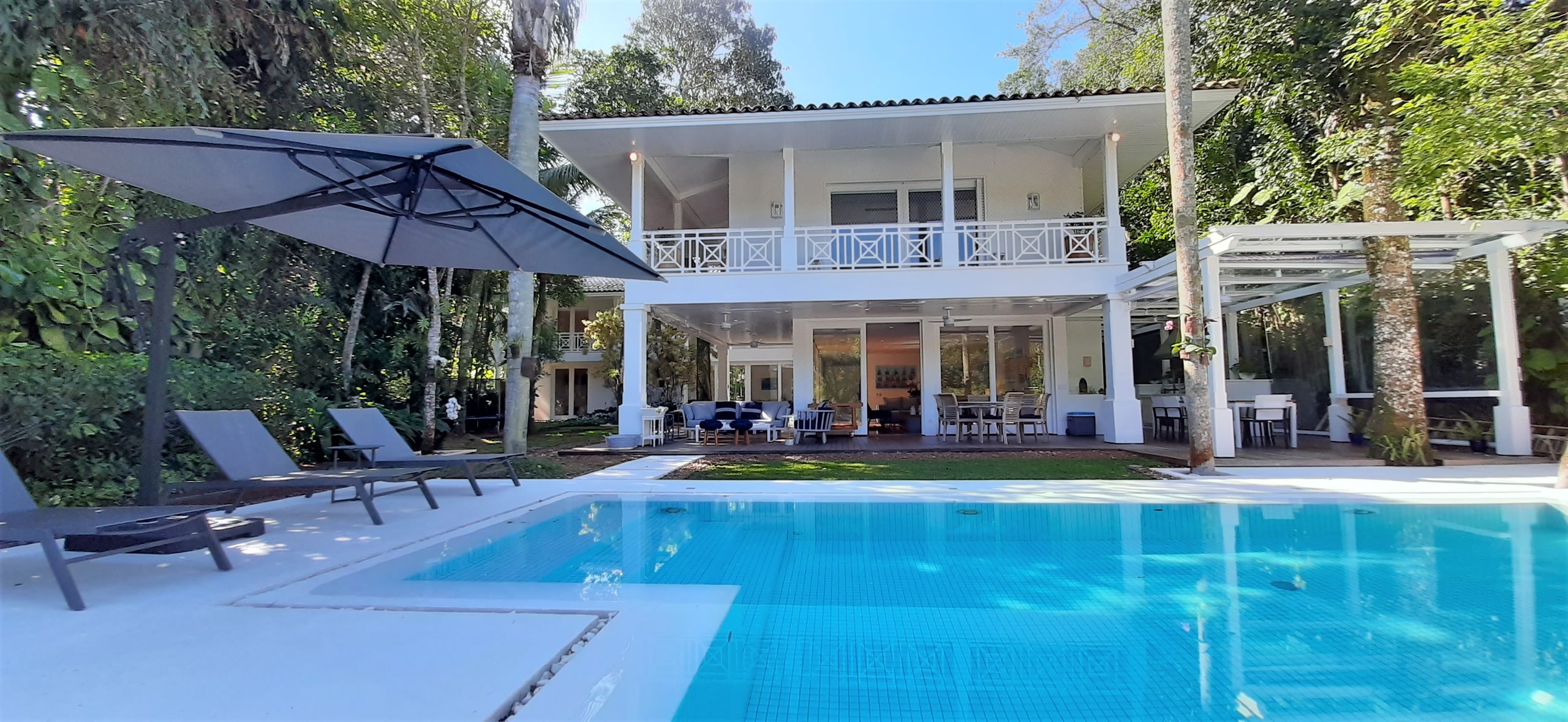 Casa a venda Condominio Iporanga no Guarujá