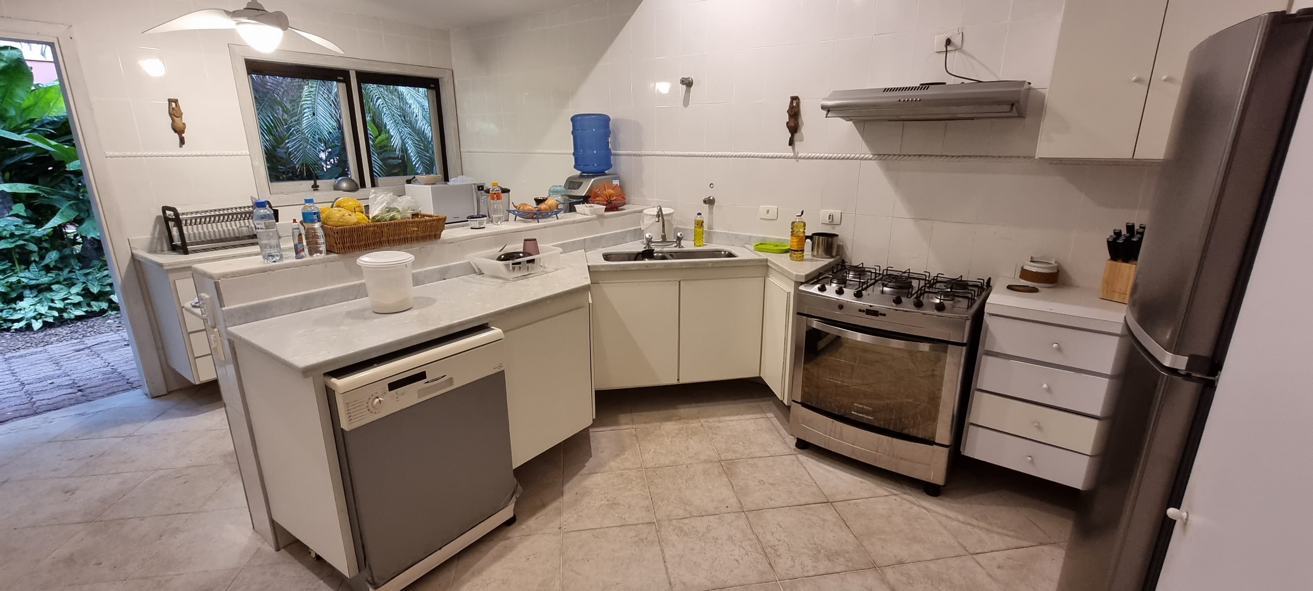 Casa a Venda na Praia das Conchas Condomínio Iporanga