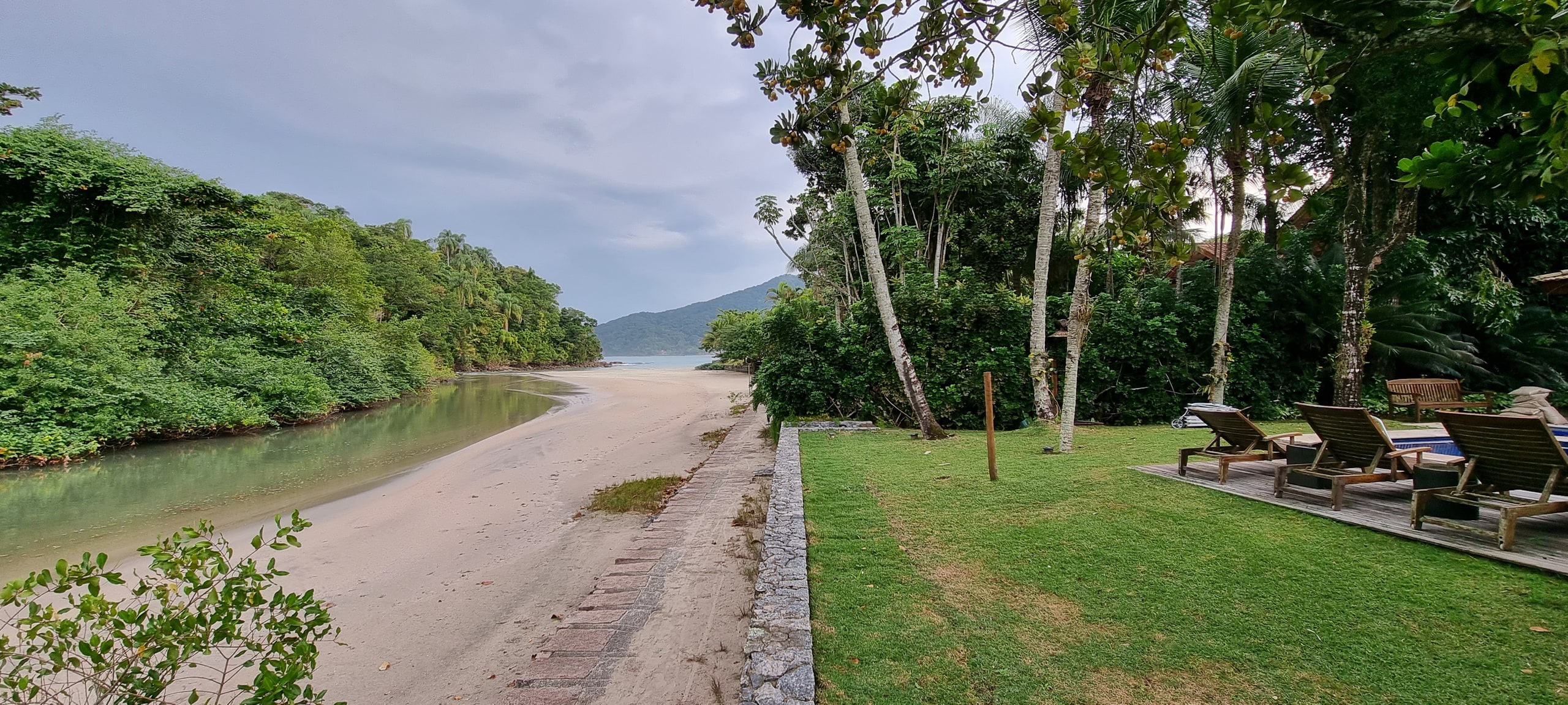 Casa no Condomínio Iporanga Guarujá — Villa 454