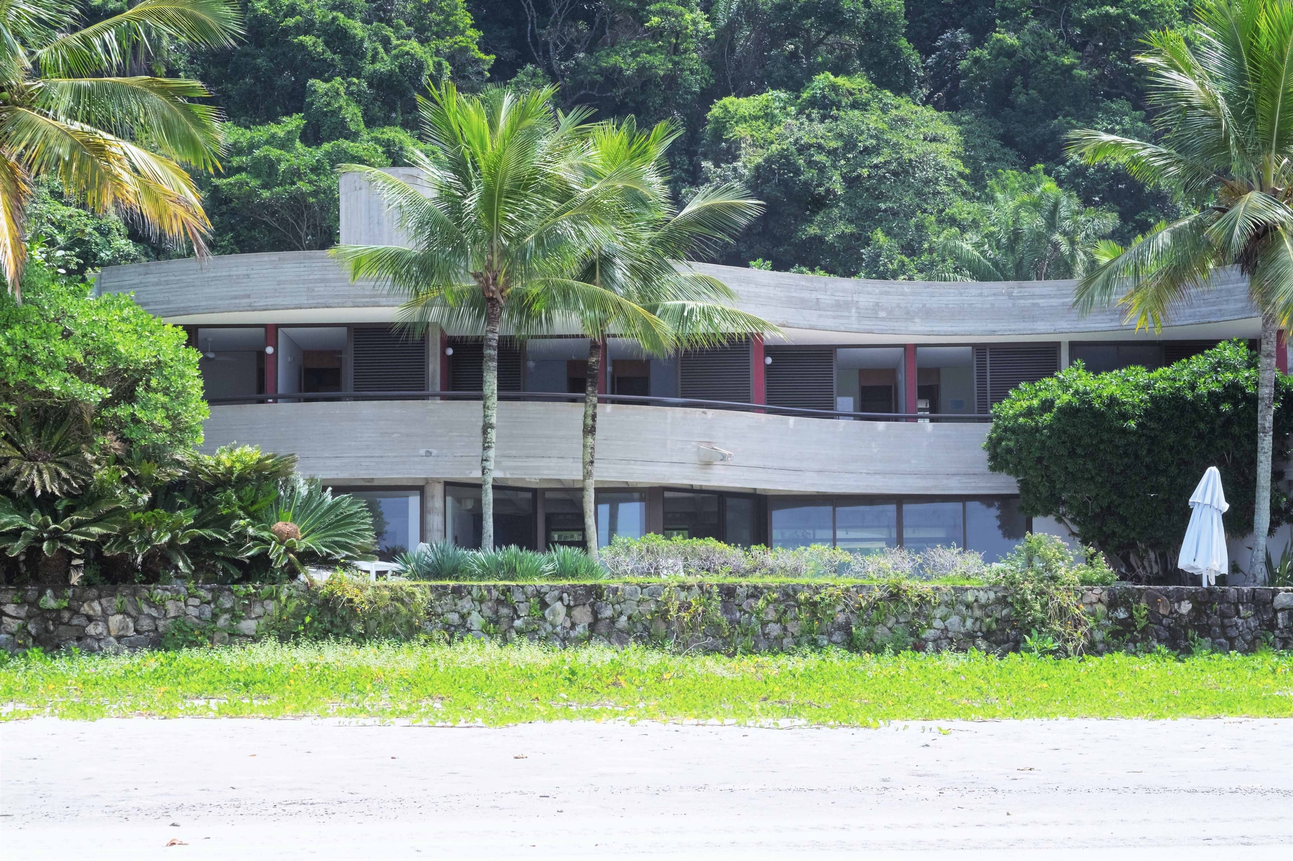 Casa Pé na Areia no Condominio Taguaiba Guaruja