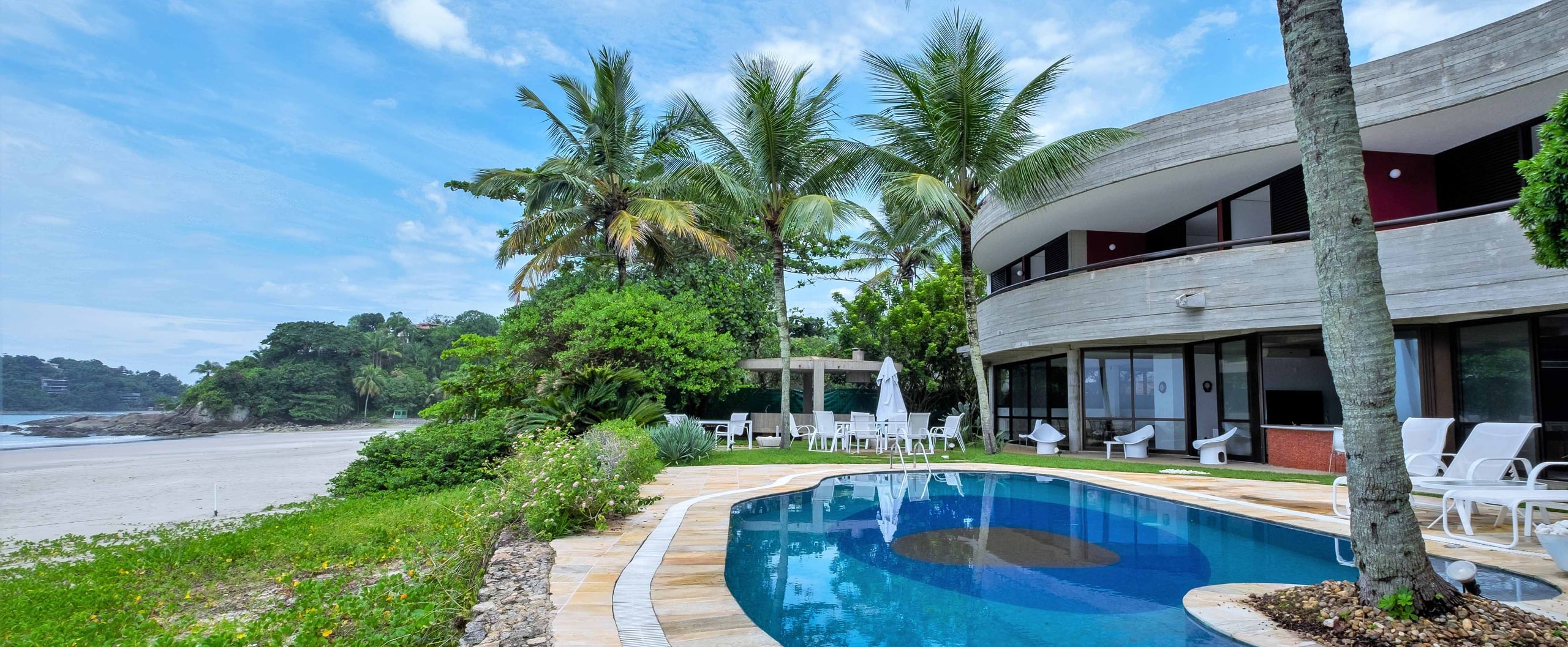 Casa Pé na Areia no Condominio Taguaiba Guaruja