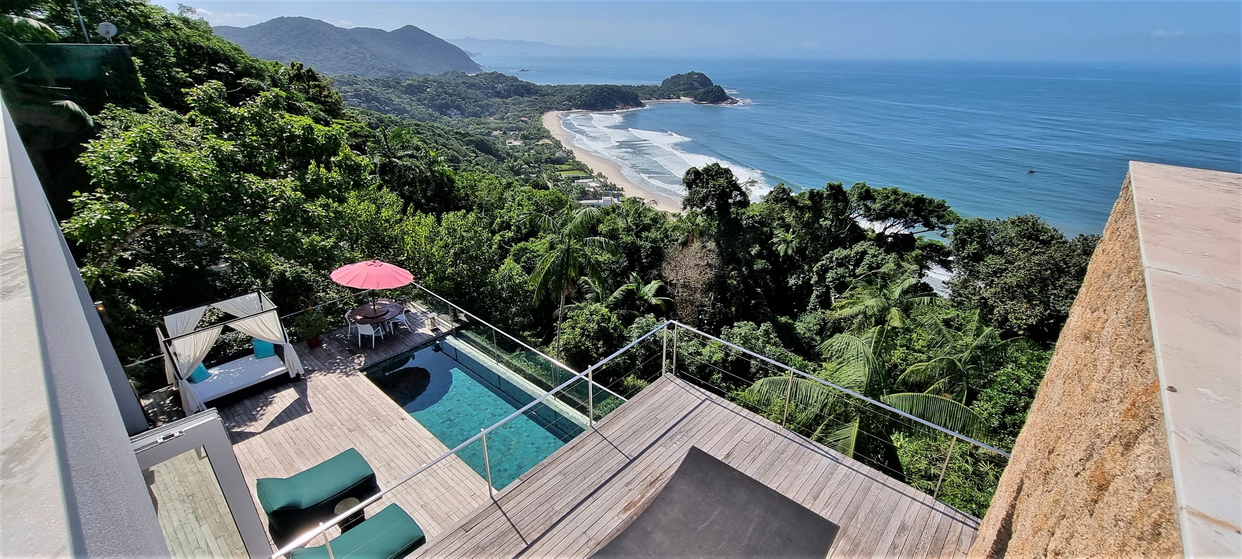 Casa no Condomínio Tijucopava Guarujá — Villa 202