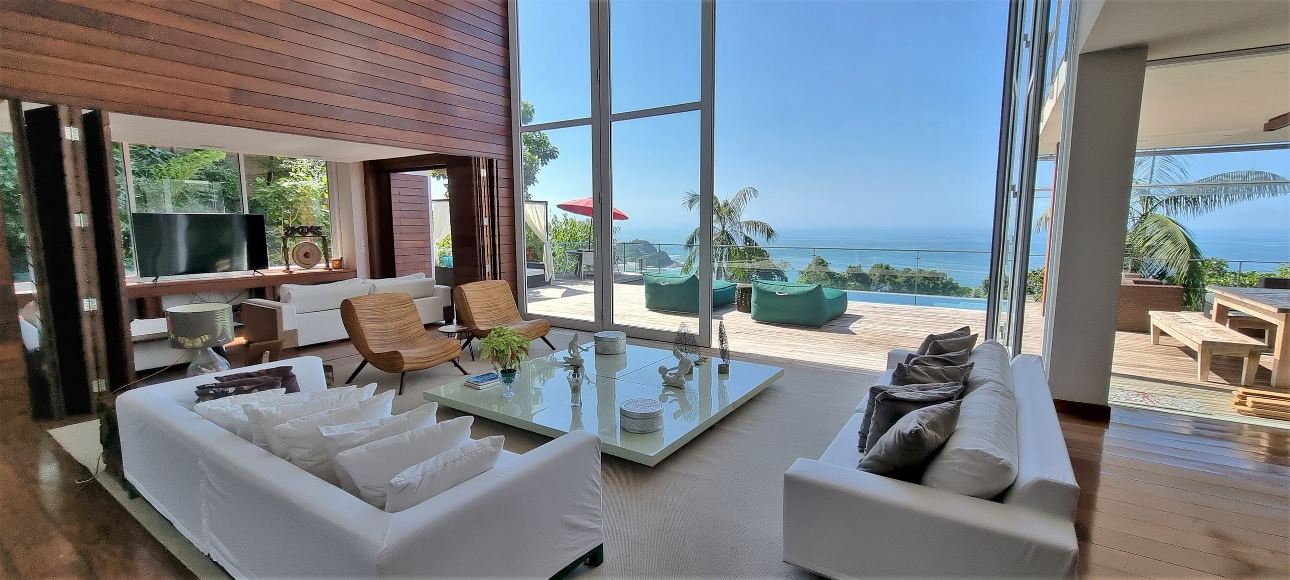 Casa no Condominio Tijucopava com Vista para o Mar