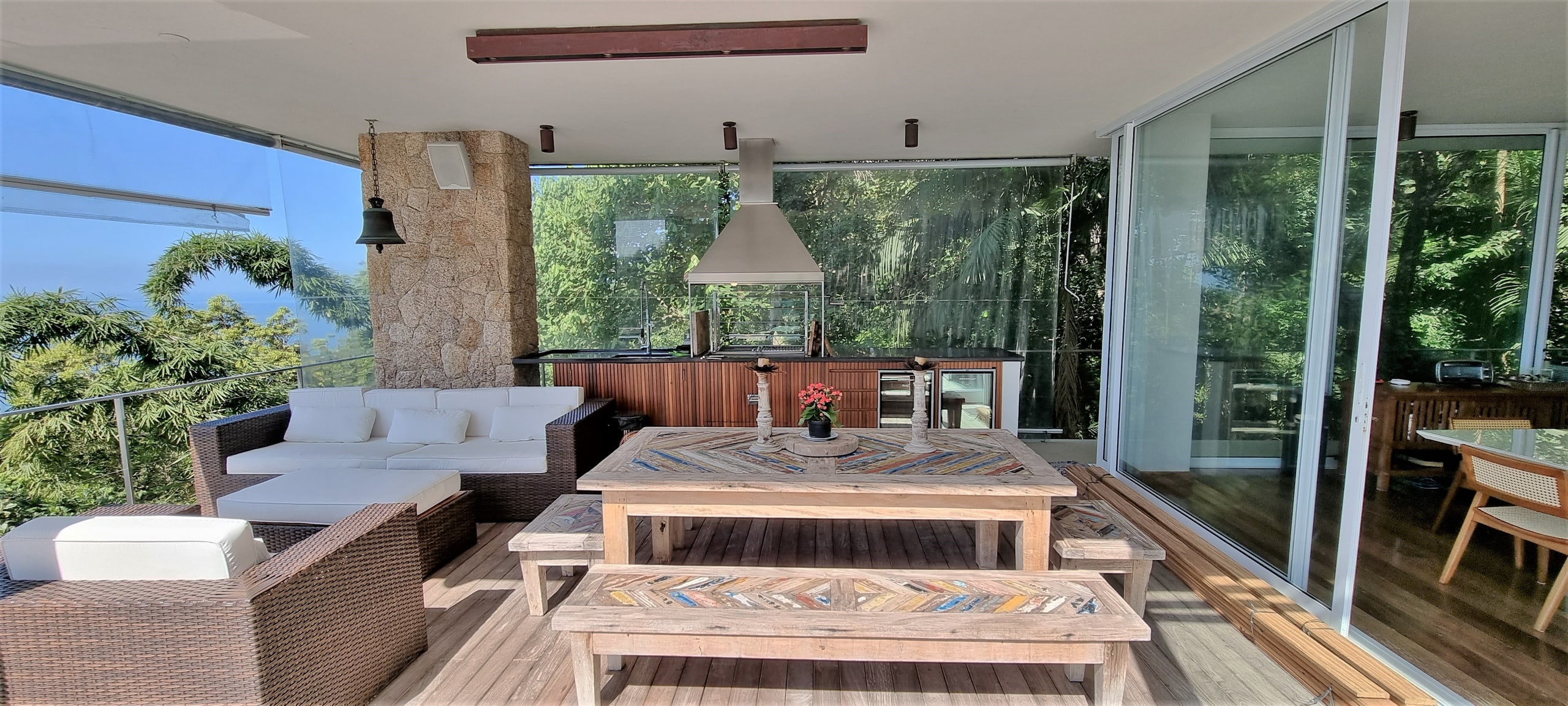 Casa no Condominio Tijucopava com Vista para o Mar