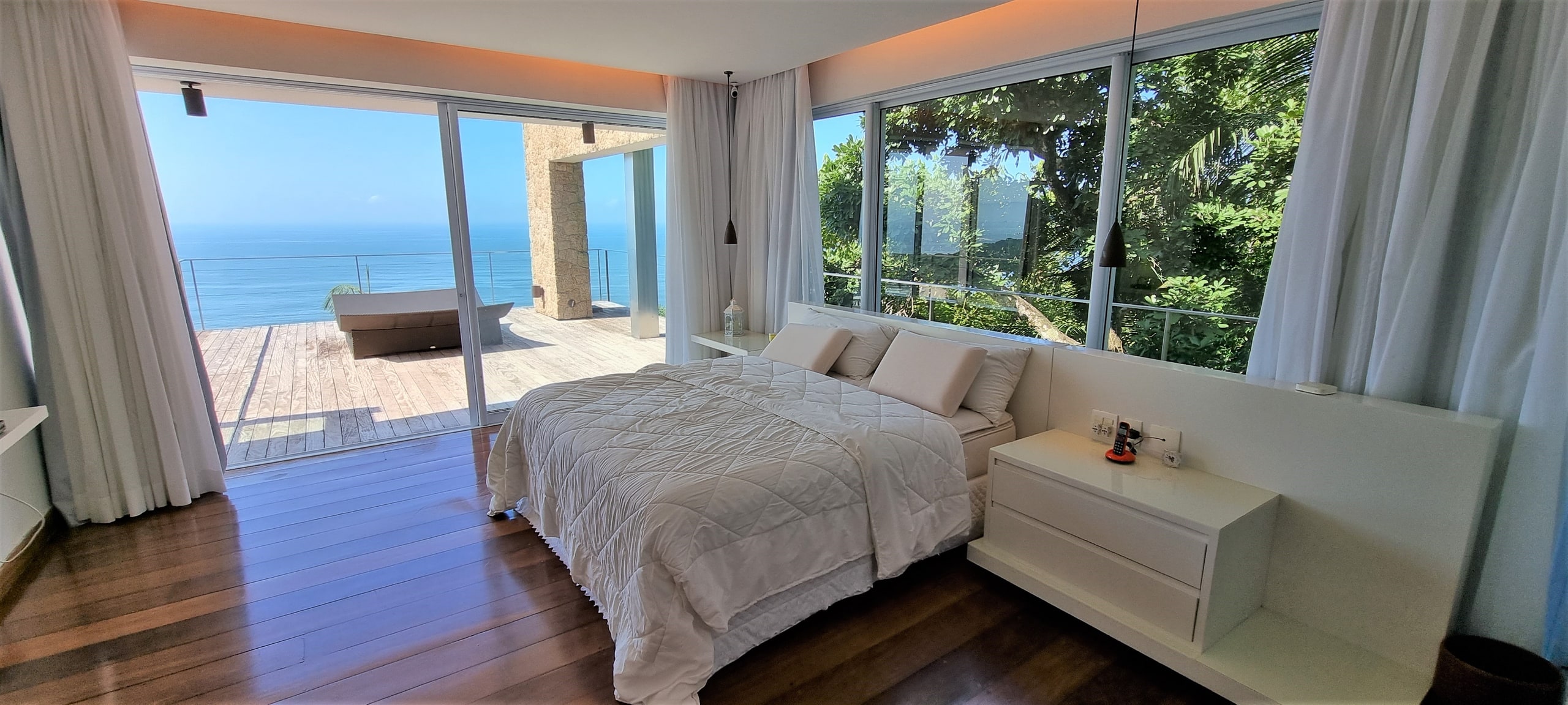 Casa no Condominio Tijucopava com Vista para o Mar