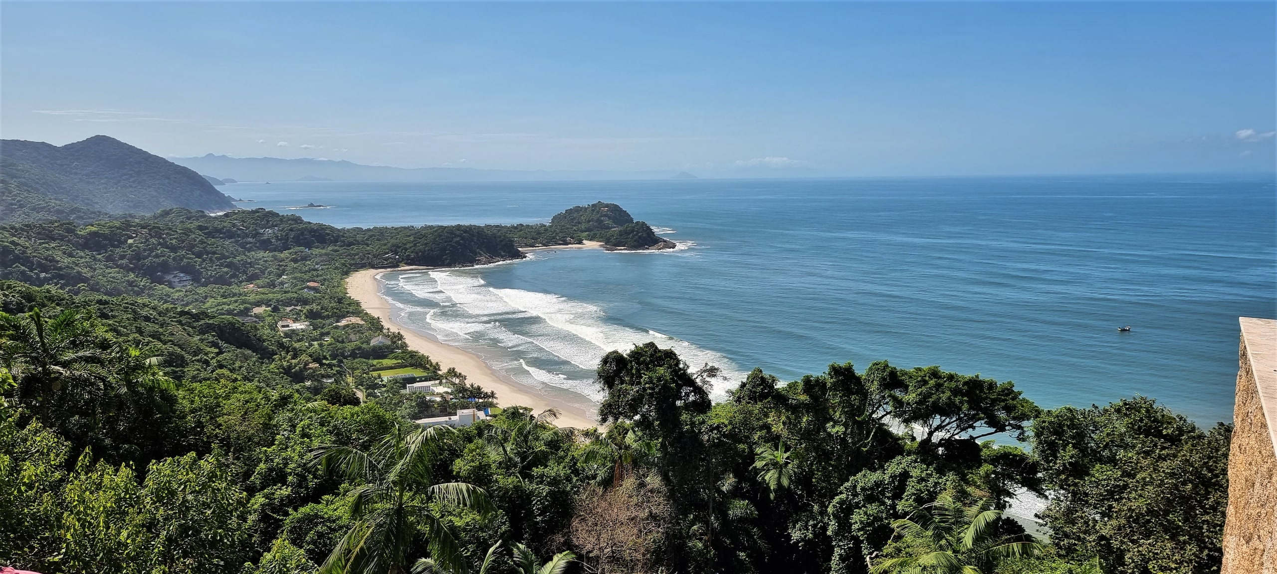 Casa no Condomínio Tijucopava Guarujá — Villa 202
