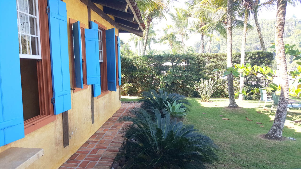 Casa Pé na Areia Condominio Iporanga Guarujá