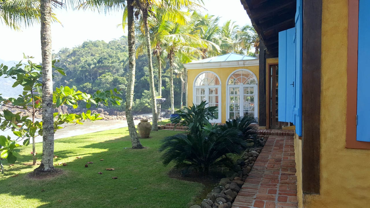 Casa Pé na Areia Condominio Iporanga Guarujá