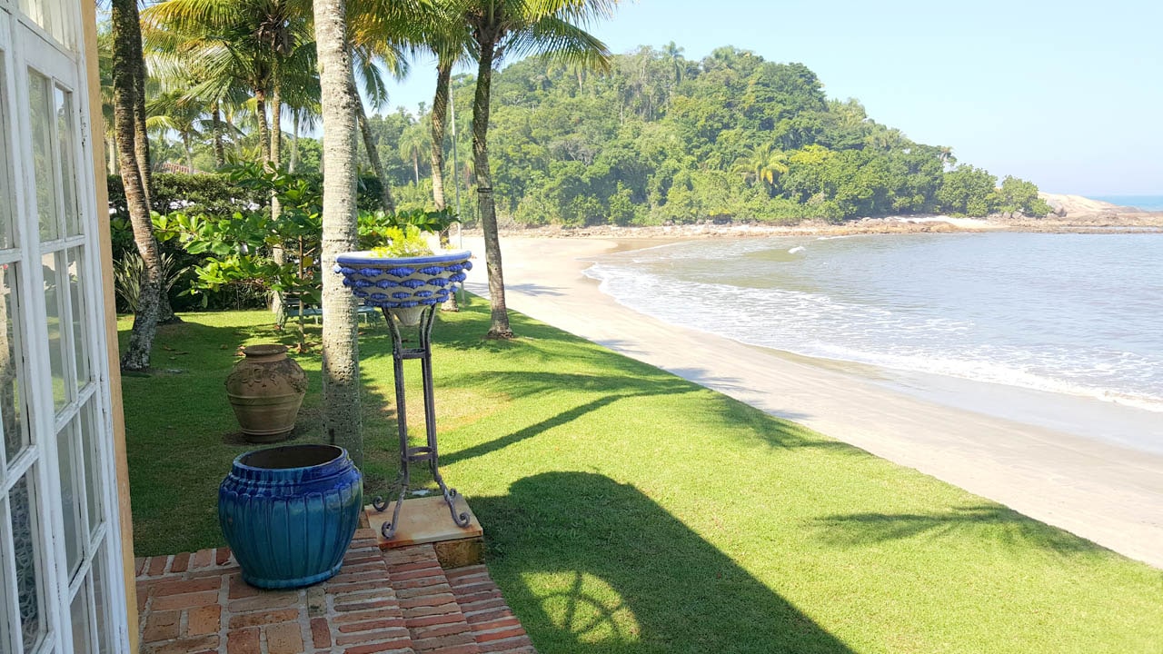 Casa Pé na Areia Condominio Iporanga Guarujá