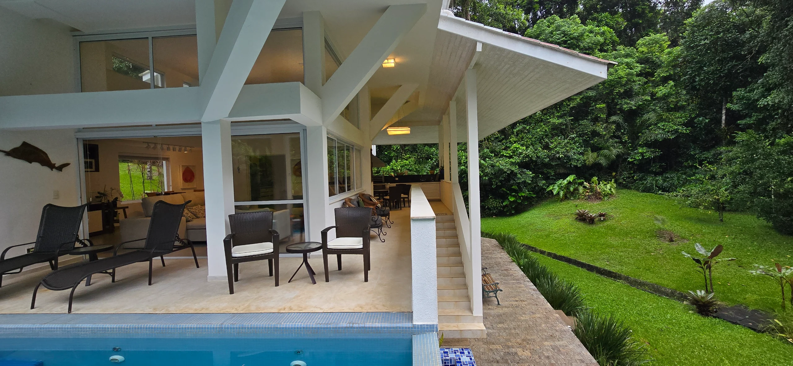 Casa para alugar no Condominio Iporanga no Guarujá Imóveis