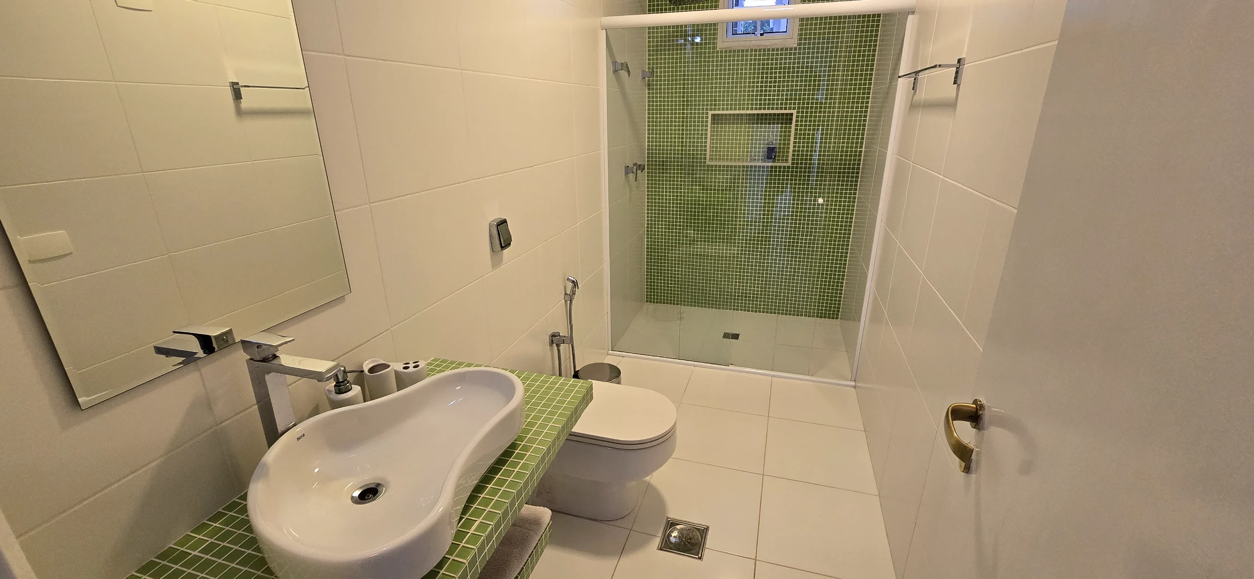 Casa para alugar no Condominio Iporanga no Guarujá Imóveis