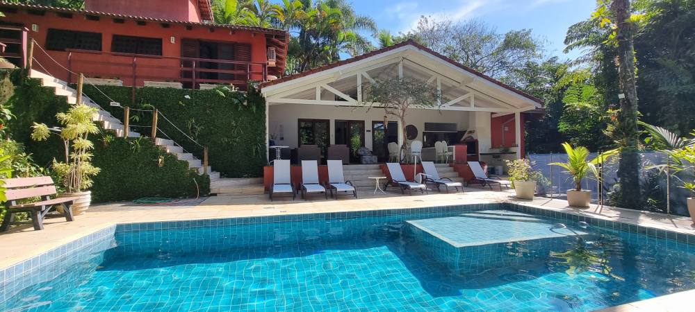 Casa no Condomínio Iporanga Guarujá — Villa 452