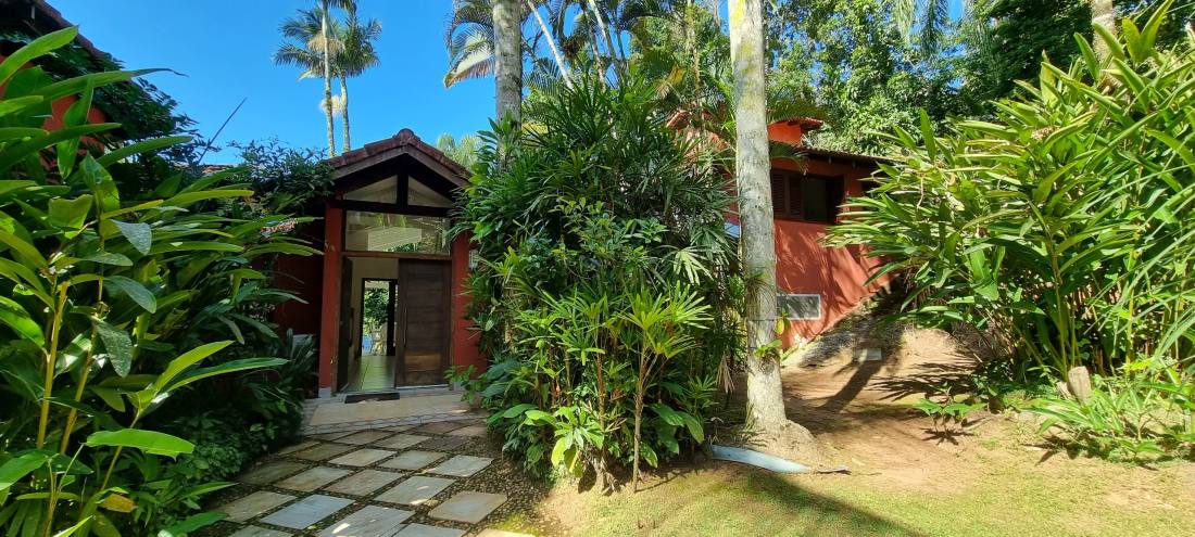 Casa no Condomínio Iporanga Guarujá — Villa 452