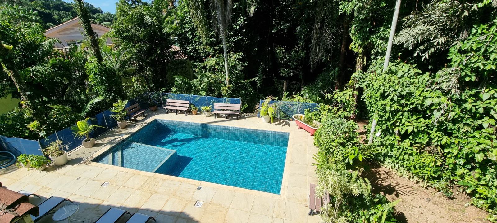 Área externa 4 — Iporanga, Guarujá, à venda e para locação, Casa